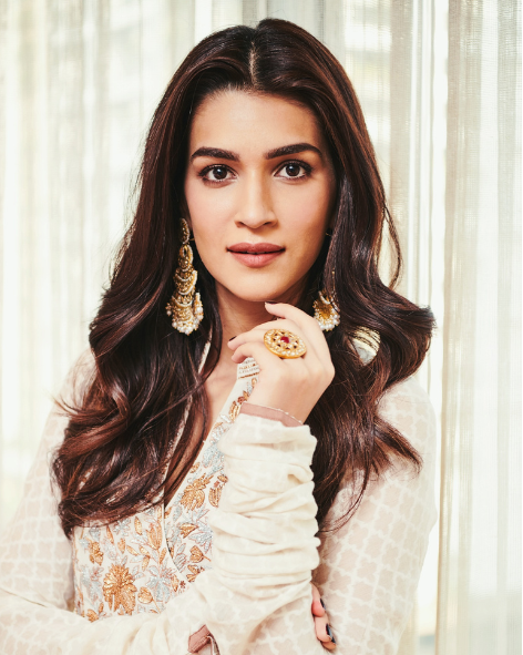 Kriti Sanon - Laurel Polki Chandbalis