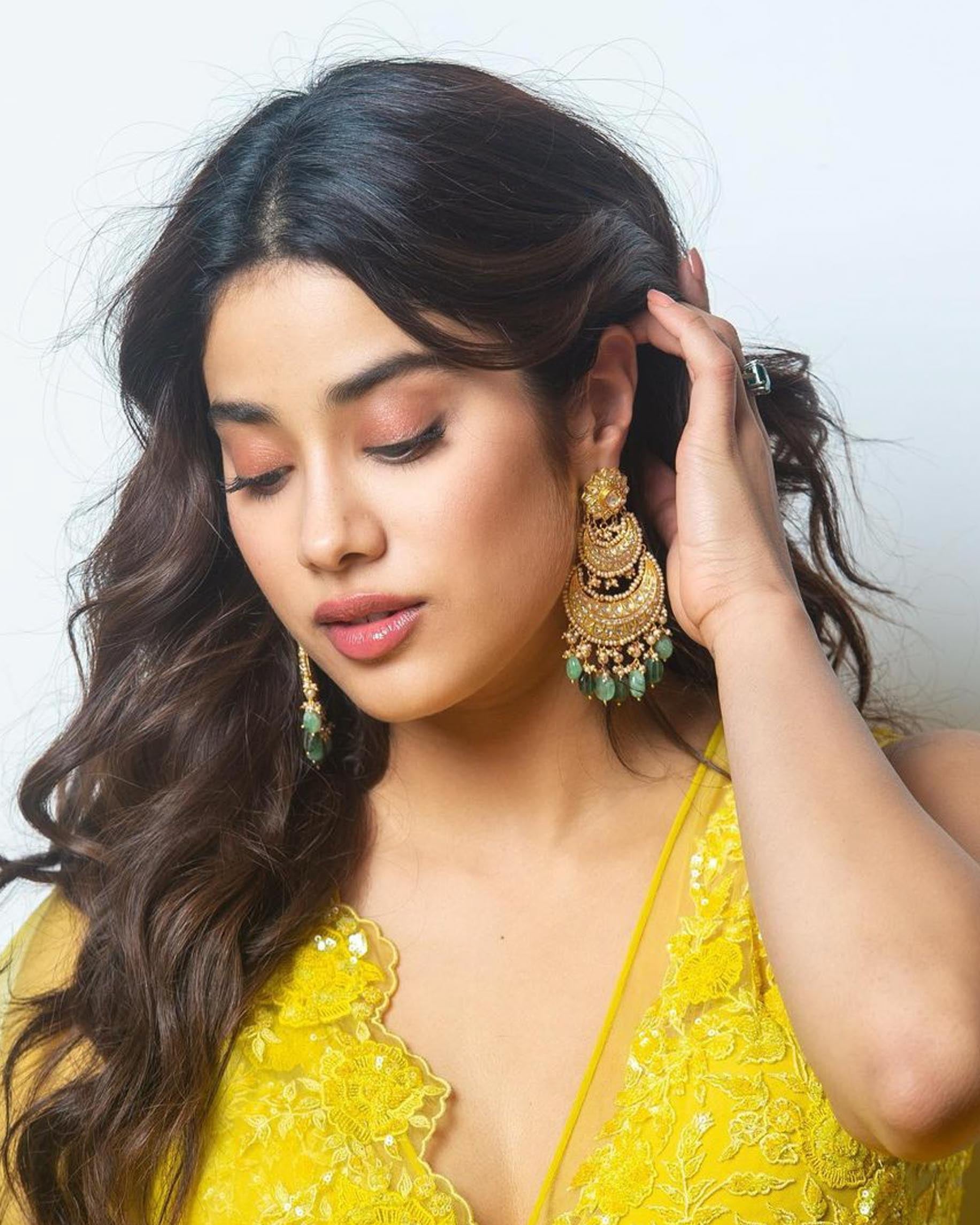 Sloan Polki Chandbalis wore by Janvi Kapoor