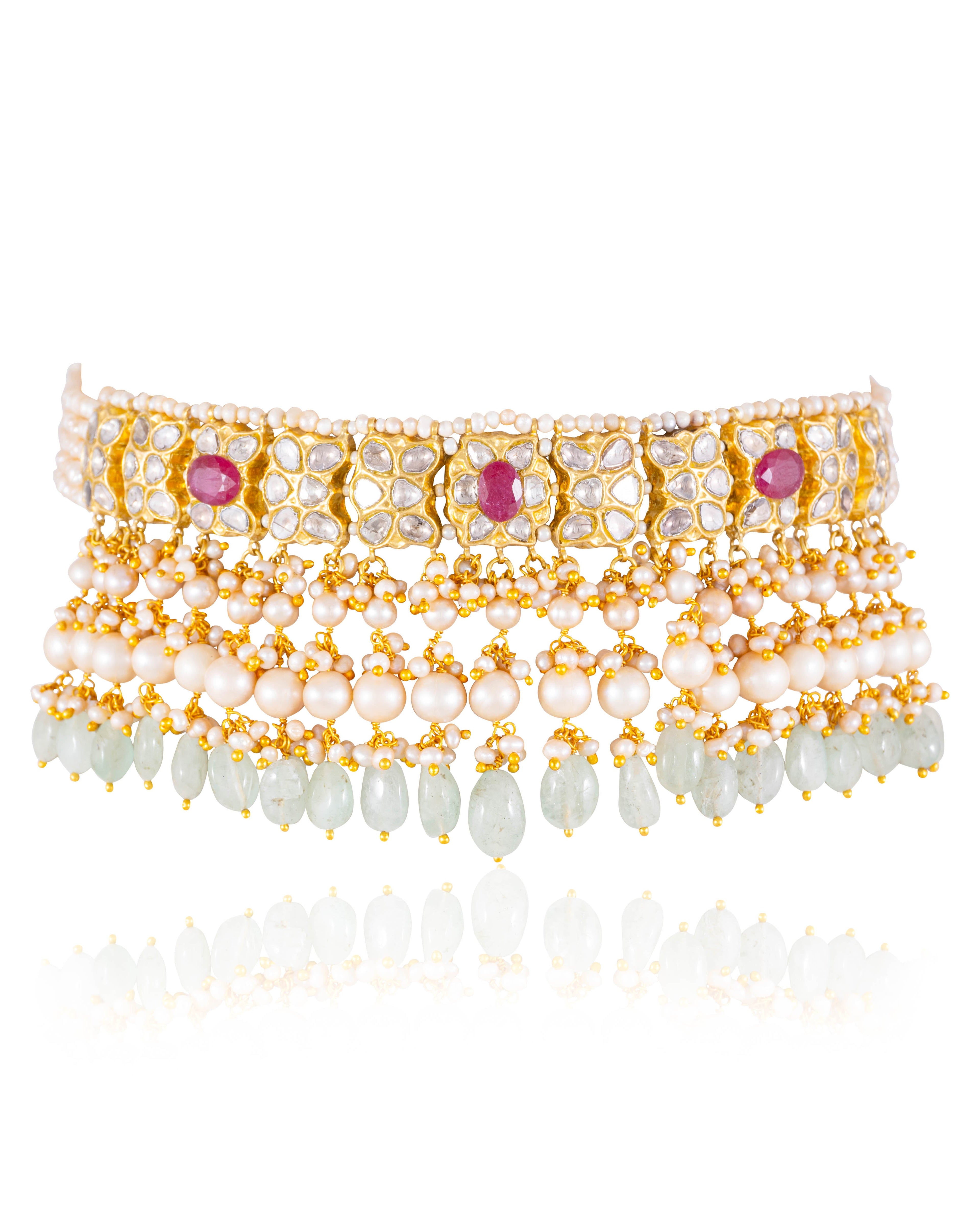 Vrsuhti Choker And Gunjan Tops Polki Set