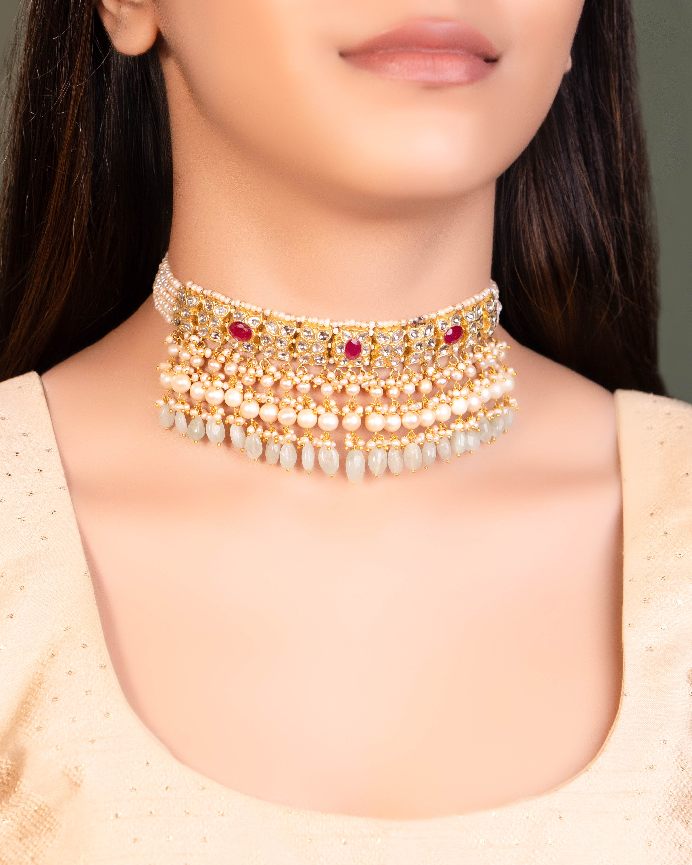 Vrsuhti Choker And Gunjan Tops Polki Set