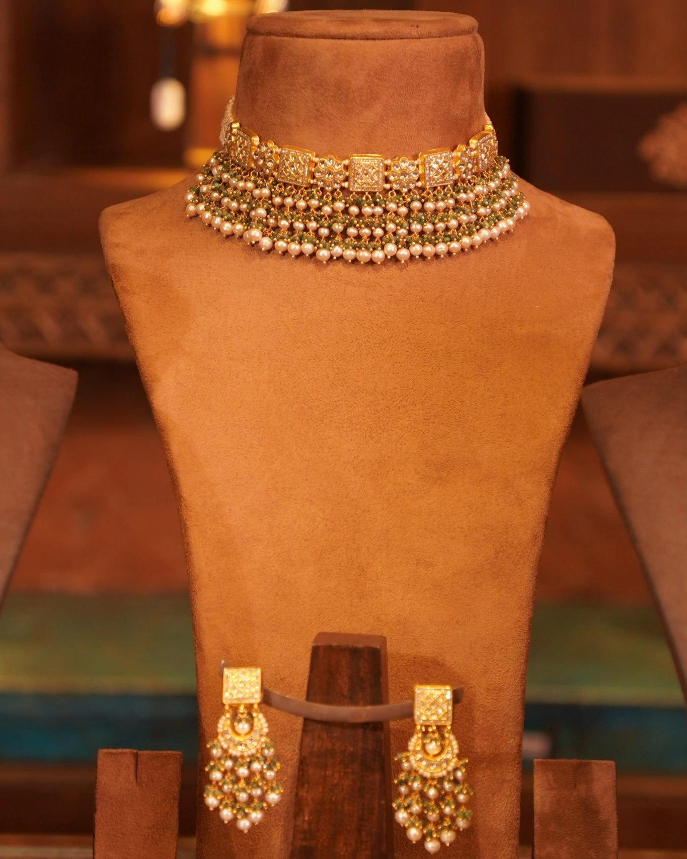 Ashwini Choker And Riddhi Chandbalis Polki Set