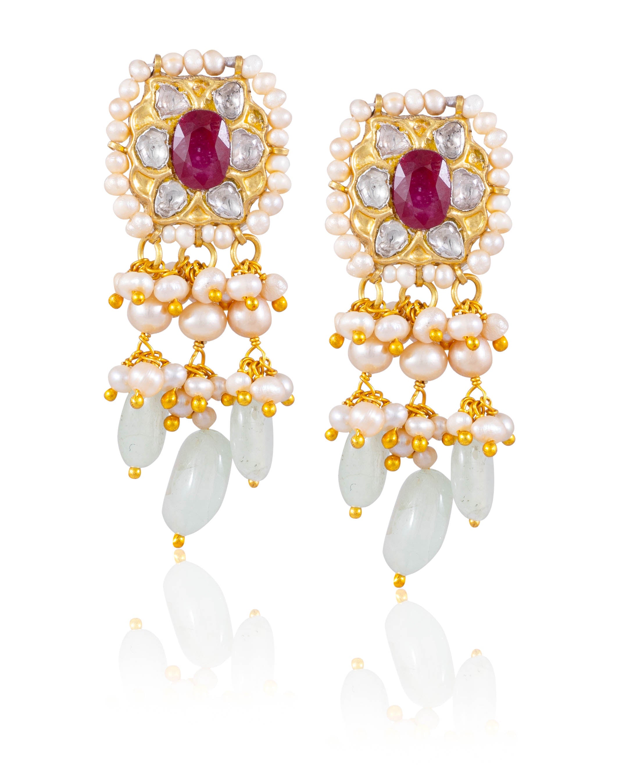 Vrsuhti Choker And Gunjan Tops Polki Set