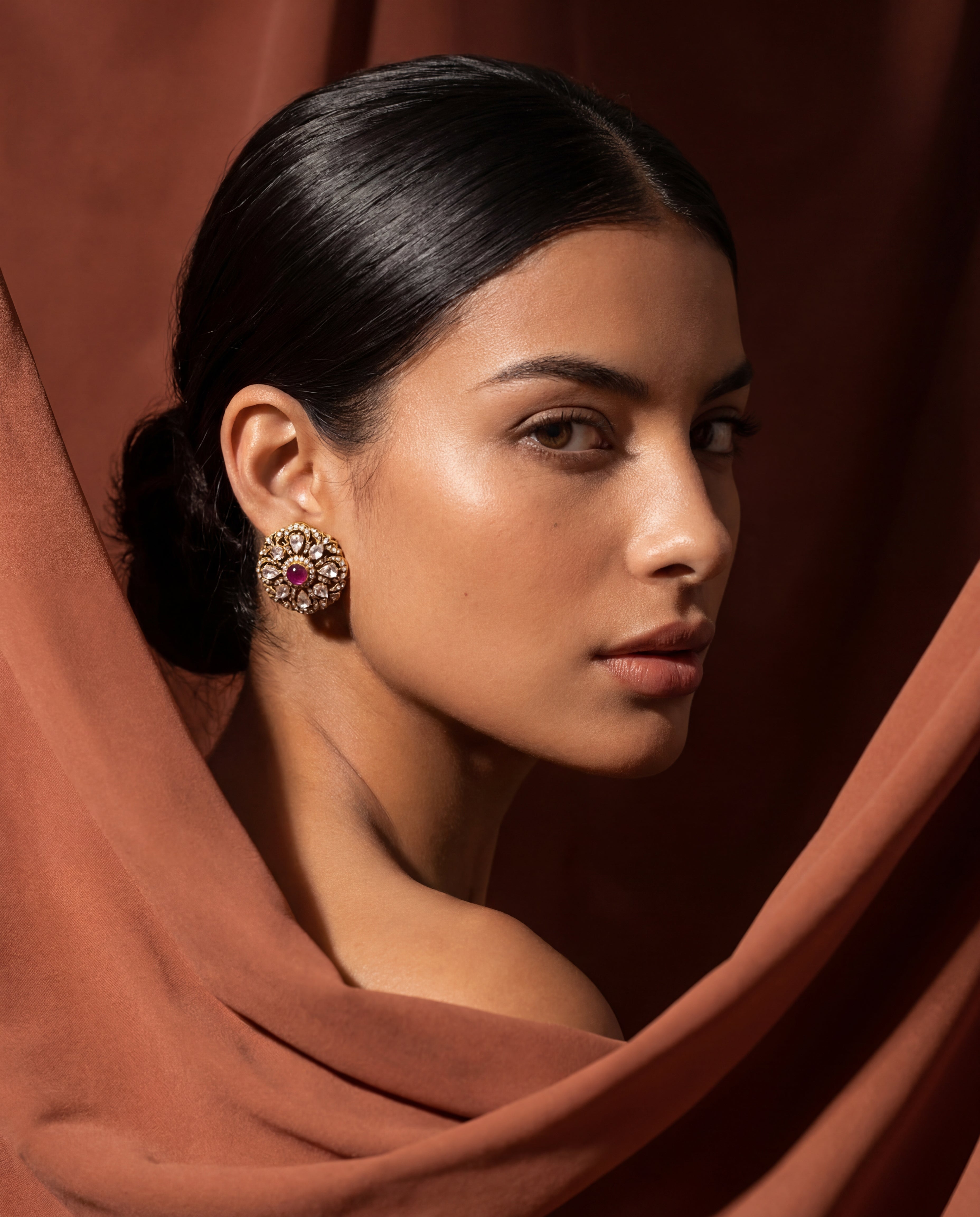 Mrunal Polki And Diamond Tops