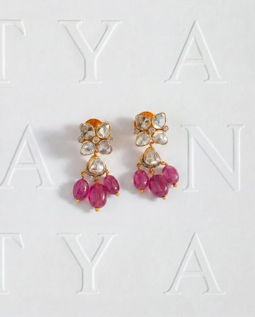 Mrunali Polki And Diamond Tops