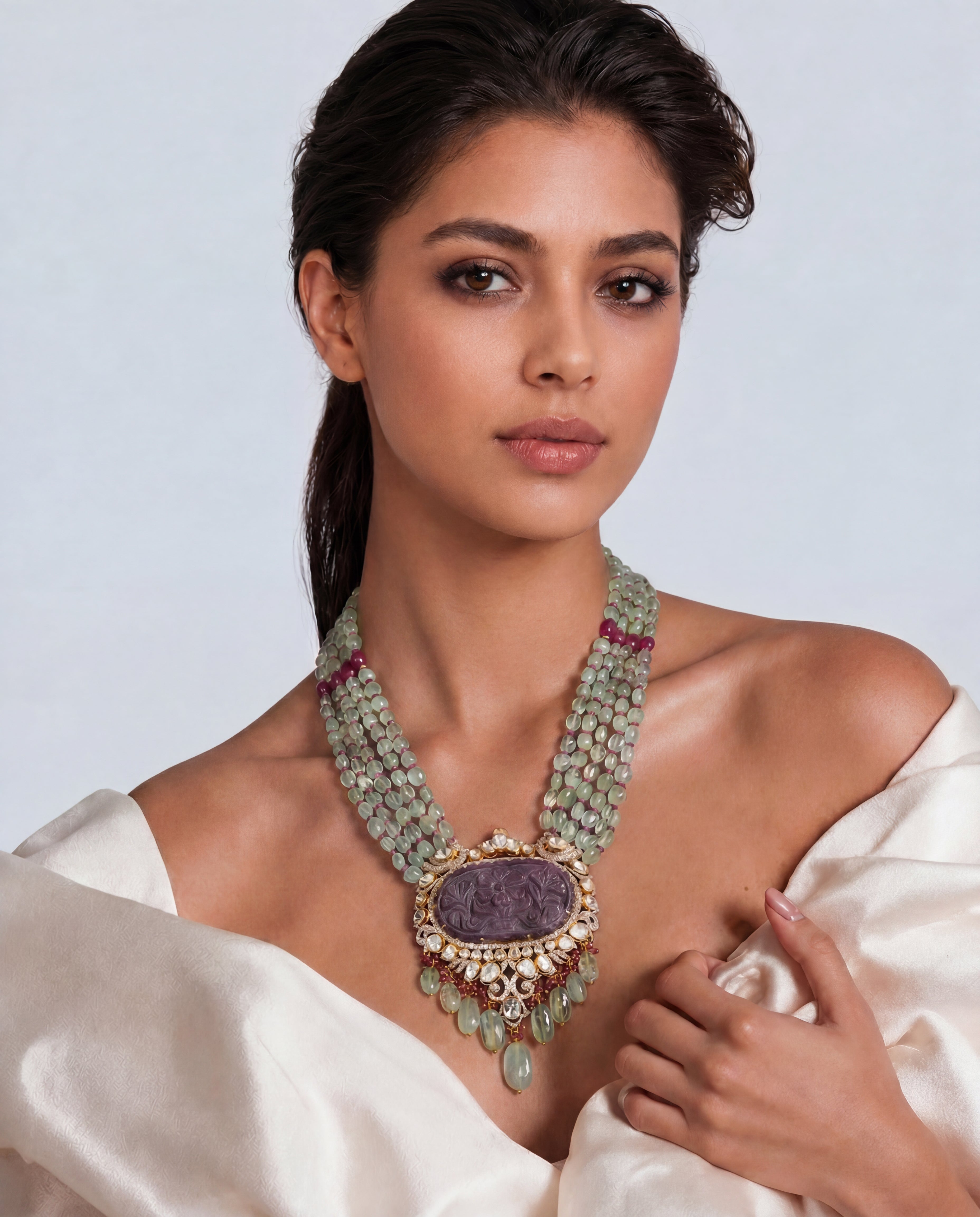 Suhavi Polki And Diamond Long Necklace
