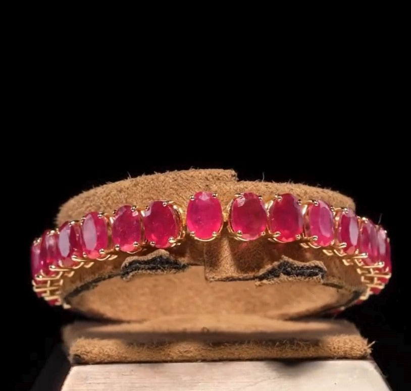 Hetvi Ruby Minimal Bracelet