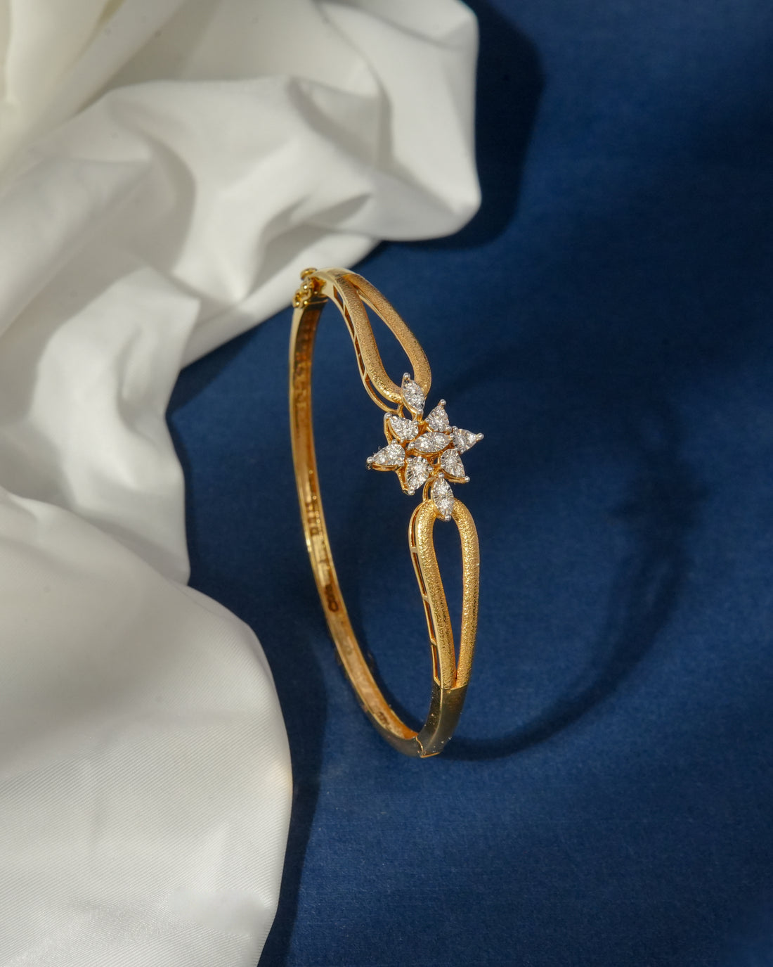 Ciara Diamond Bangle