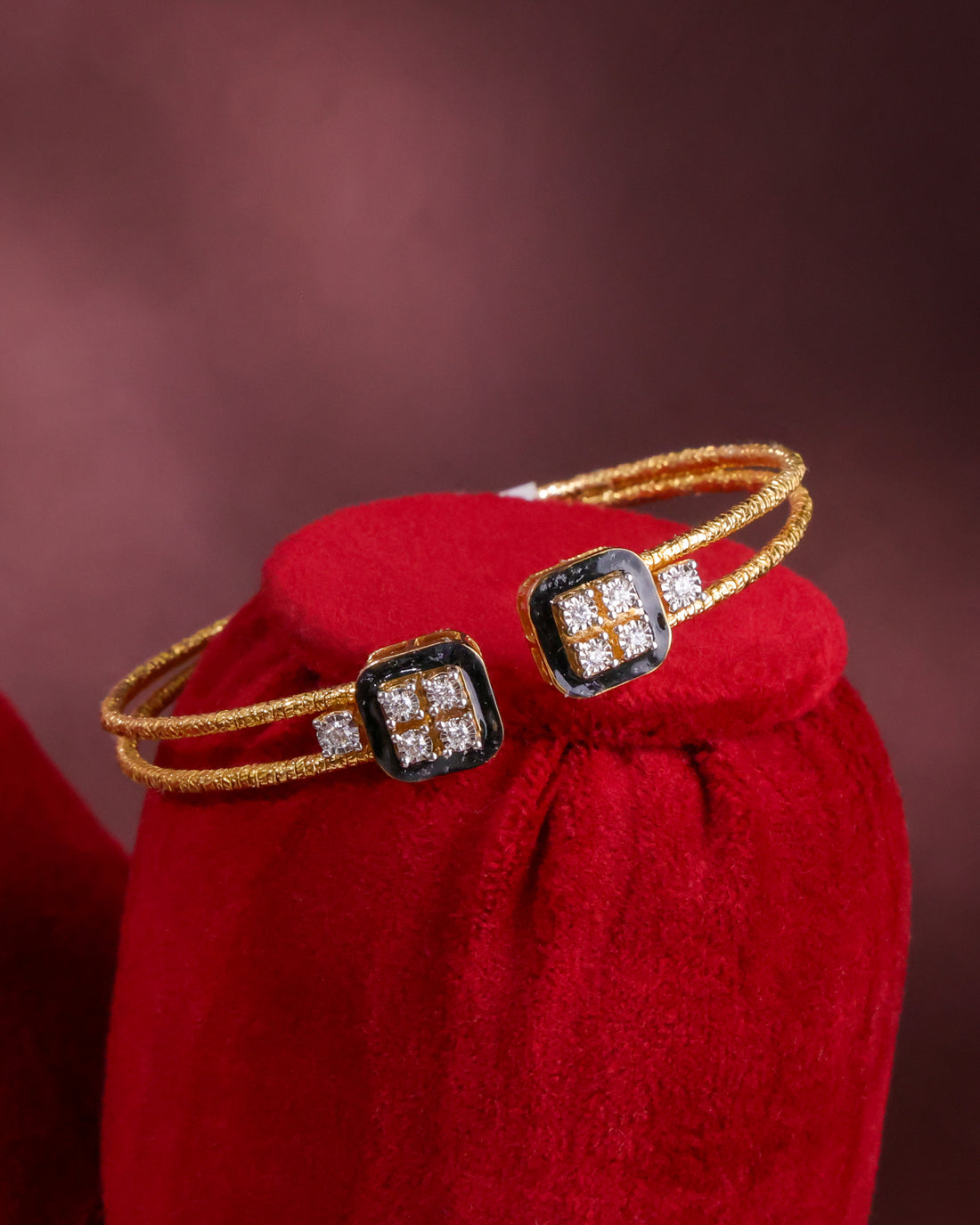 Averie Diamond Bangle