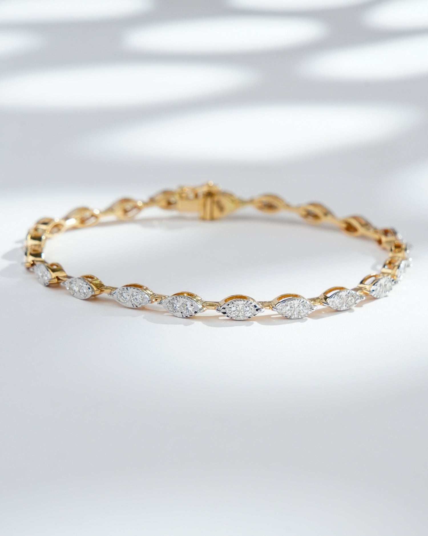 Zoha Diamond Loose Bracelet