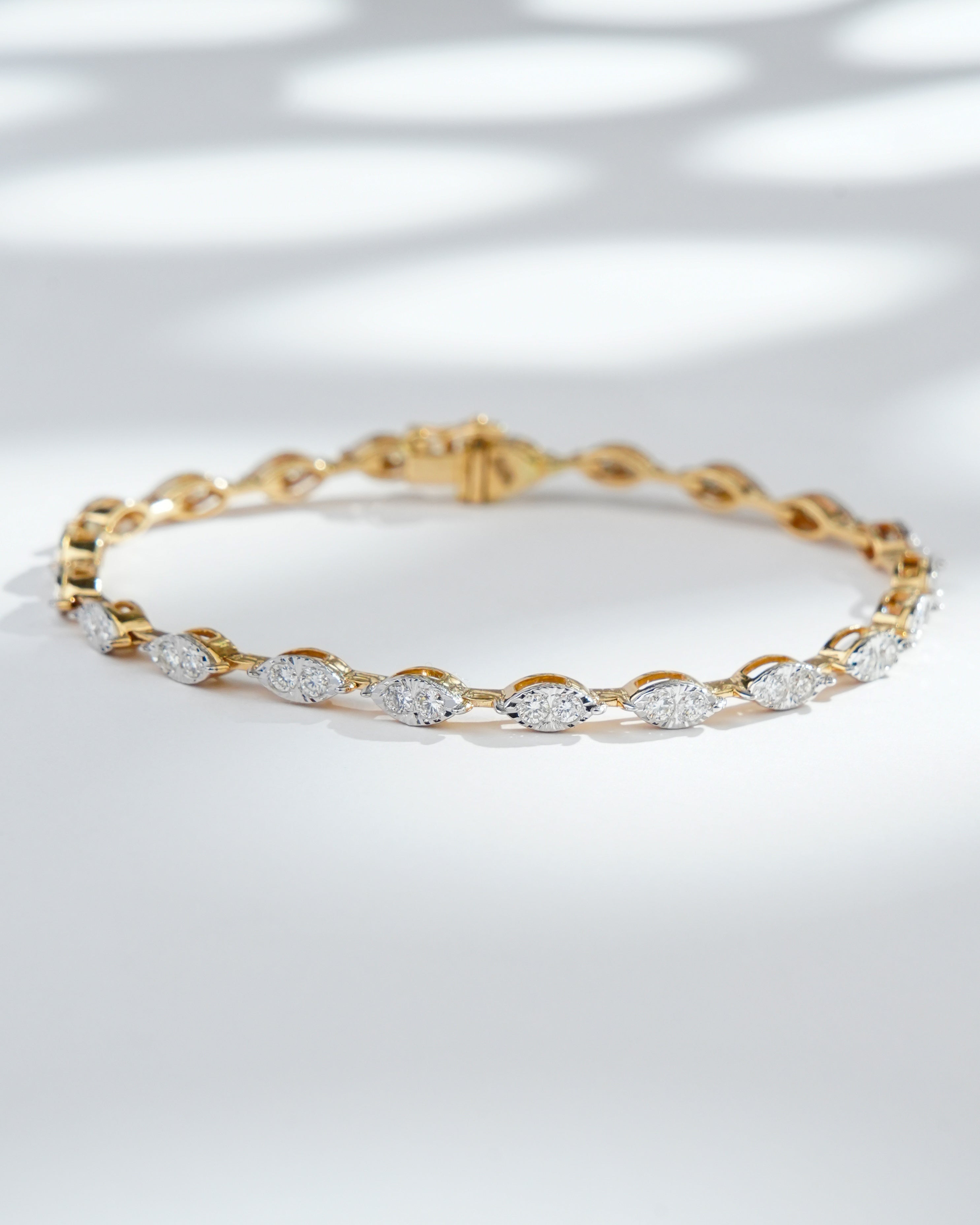 Zoha Diamond Loose Bracelet