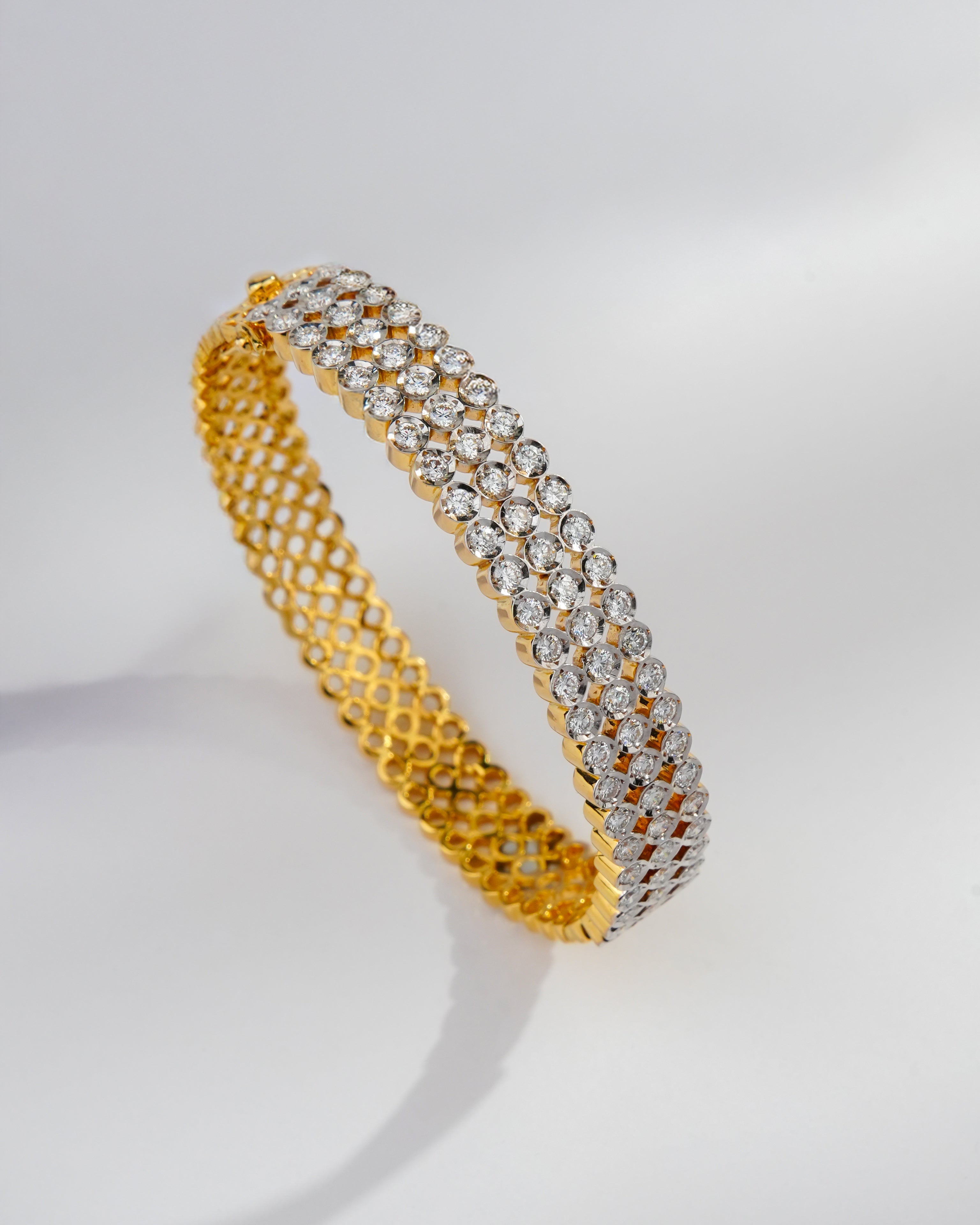 Belia Diamond Bangle