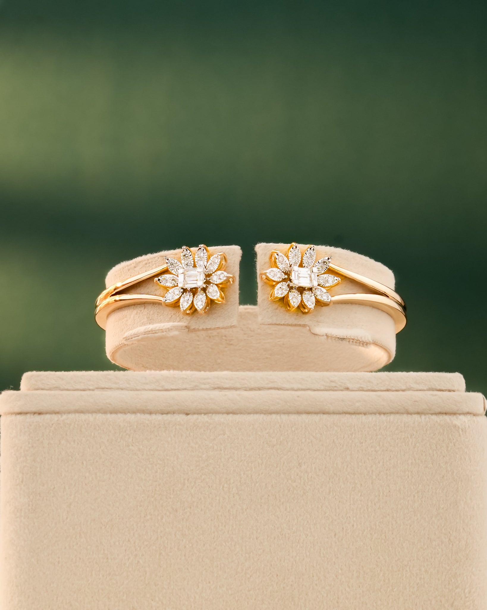 Mayuri Diamond Bangle