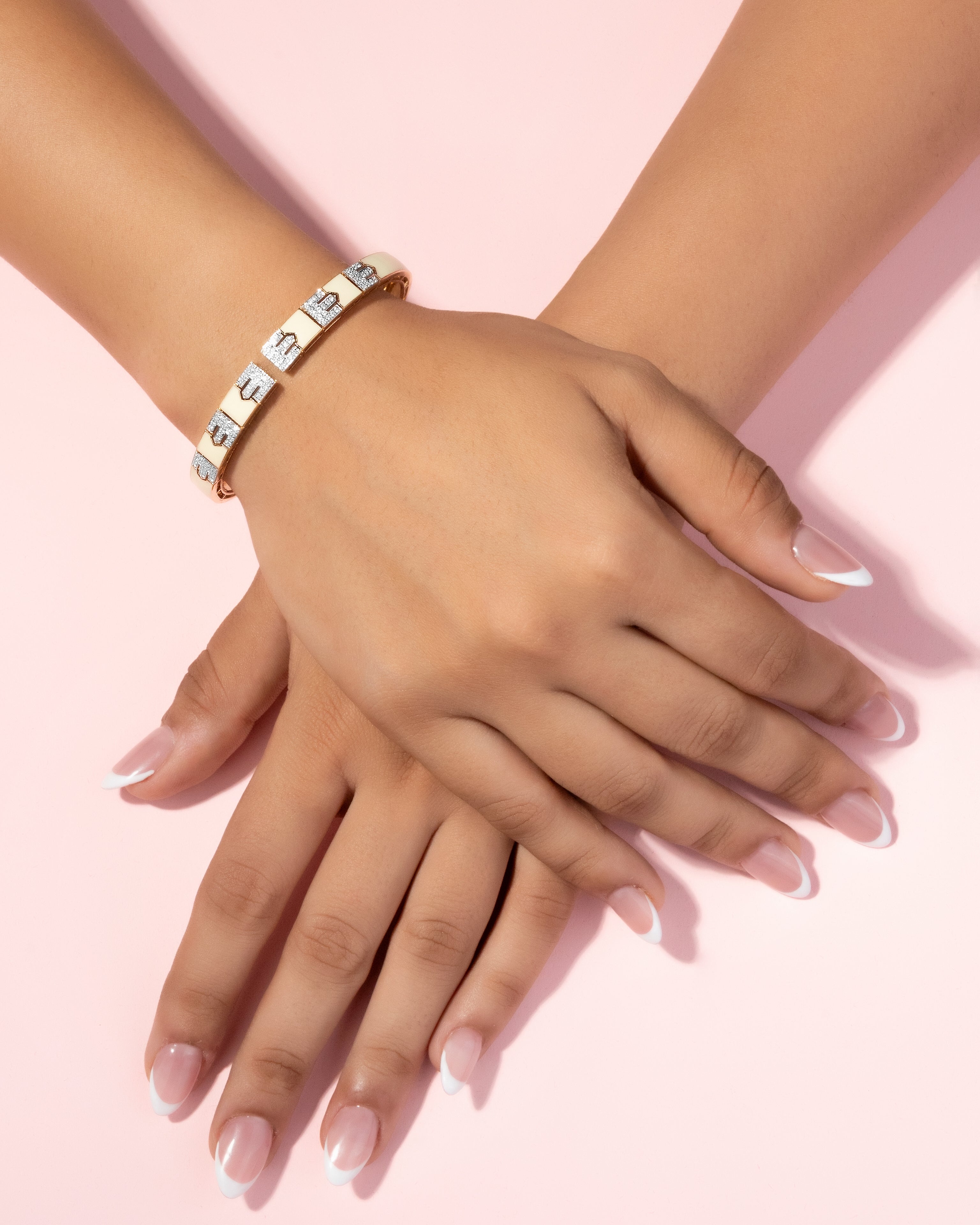 Meryl Diamond Bangle