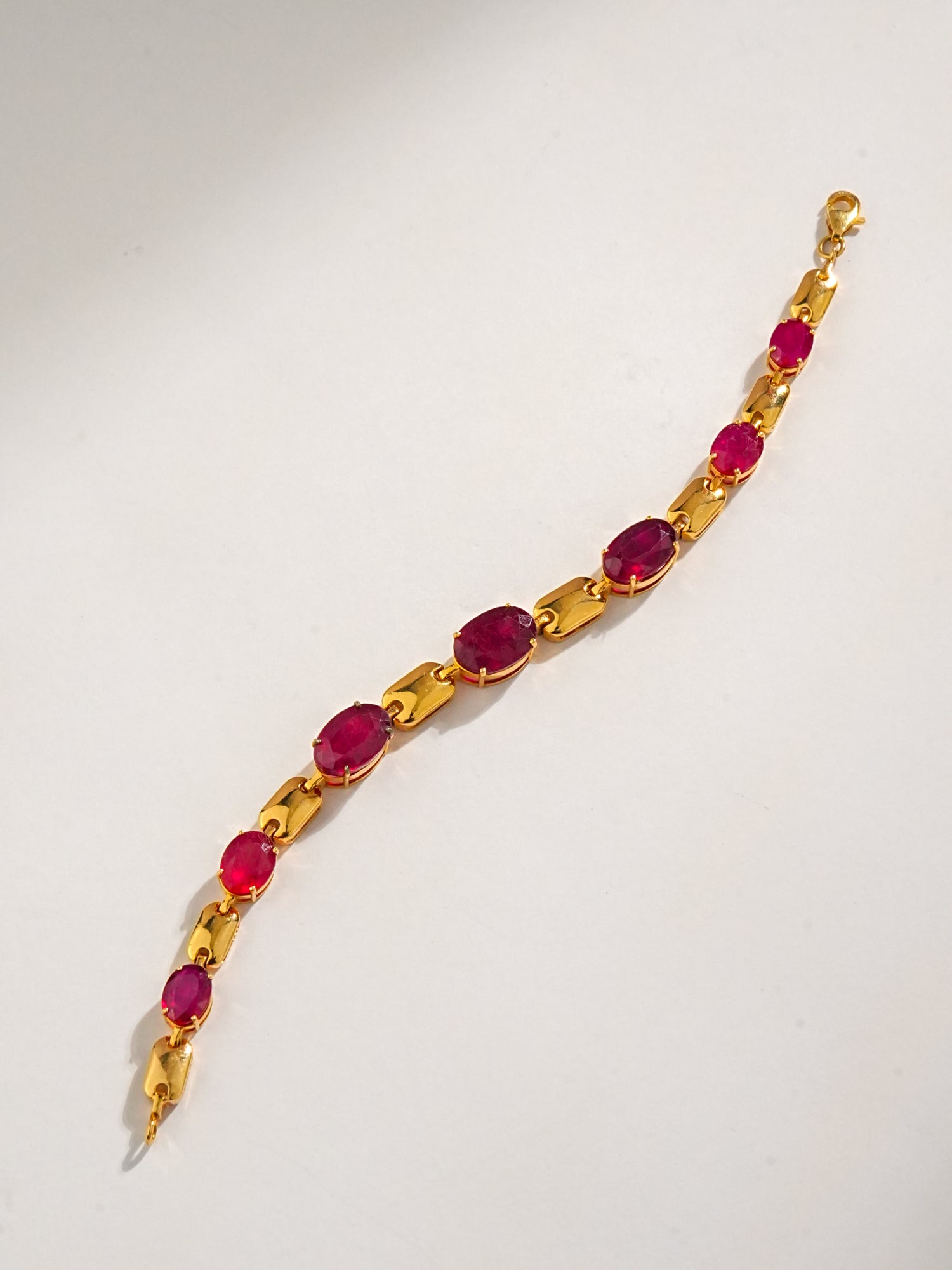 Veena Ruby Loose Bracelet