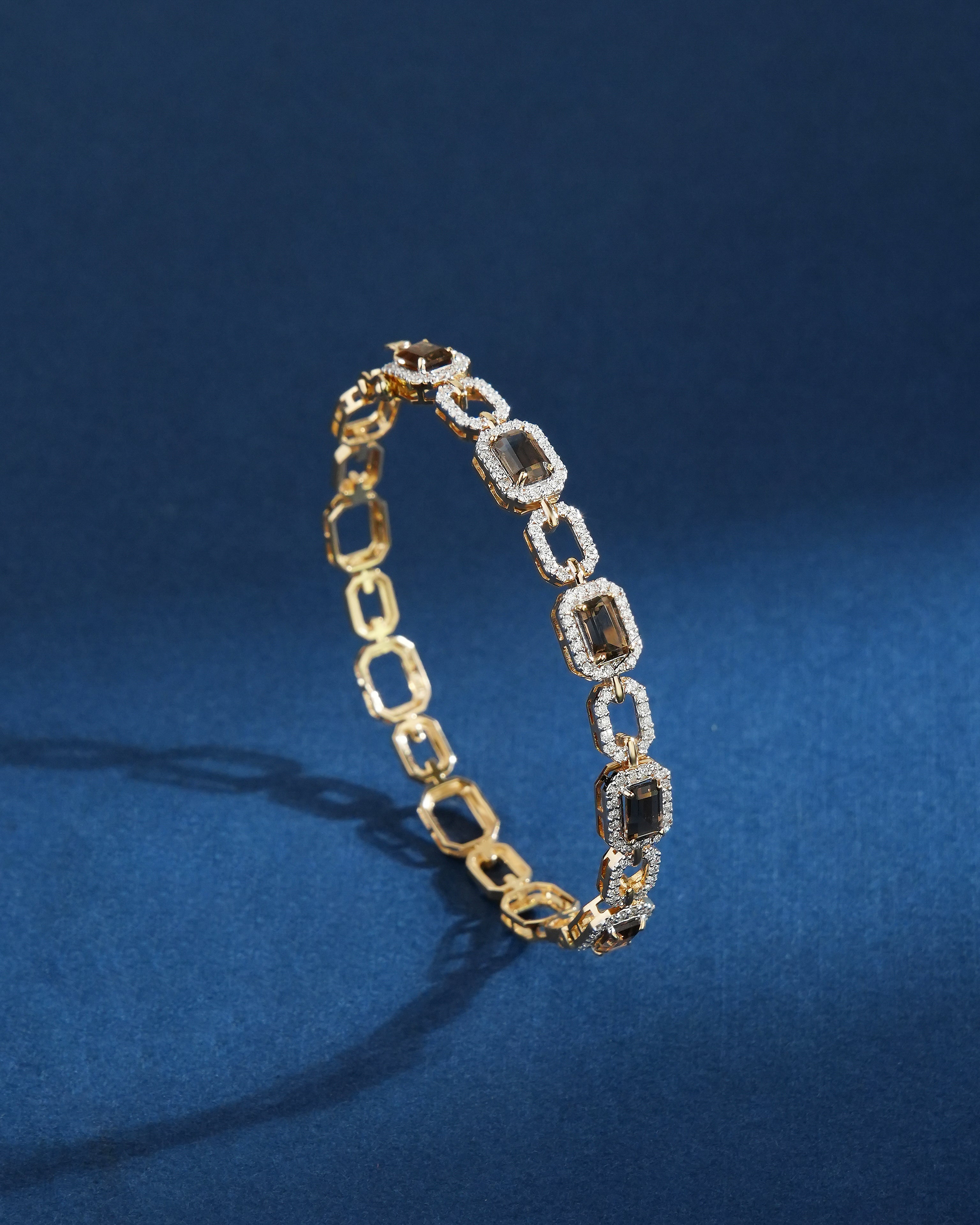 Manasvi Diamond Bangle