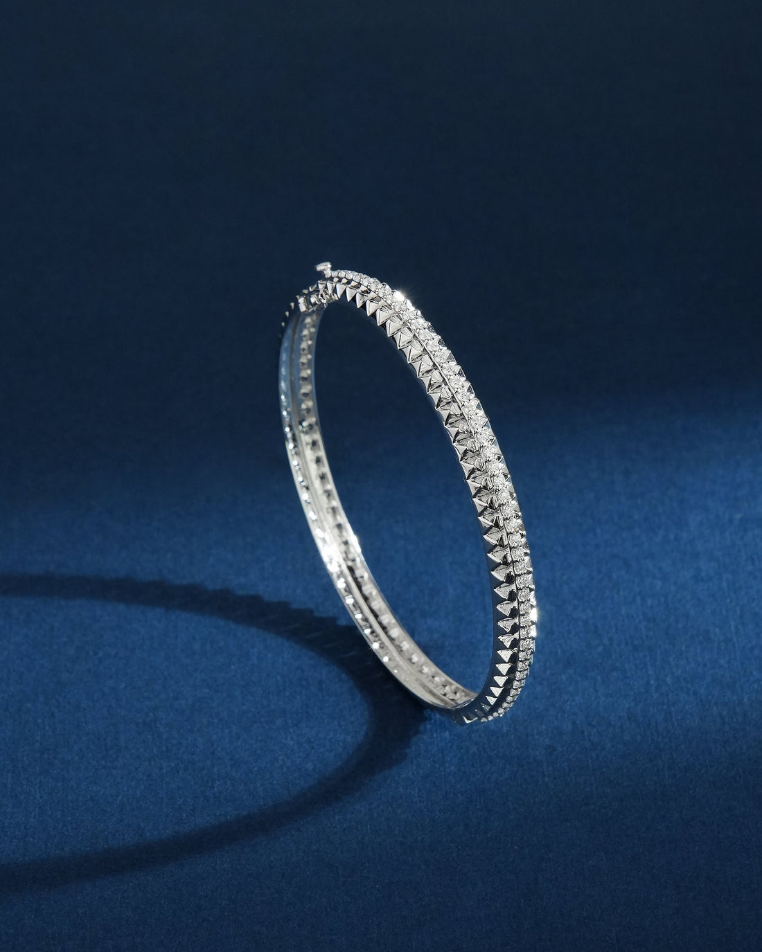 Moriva Diamond Bangle