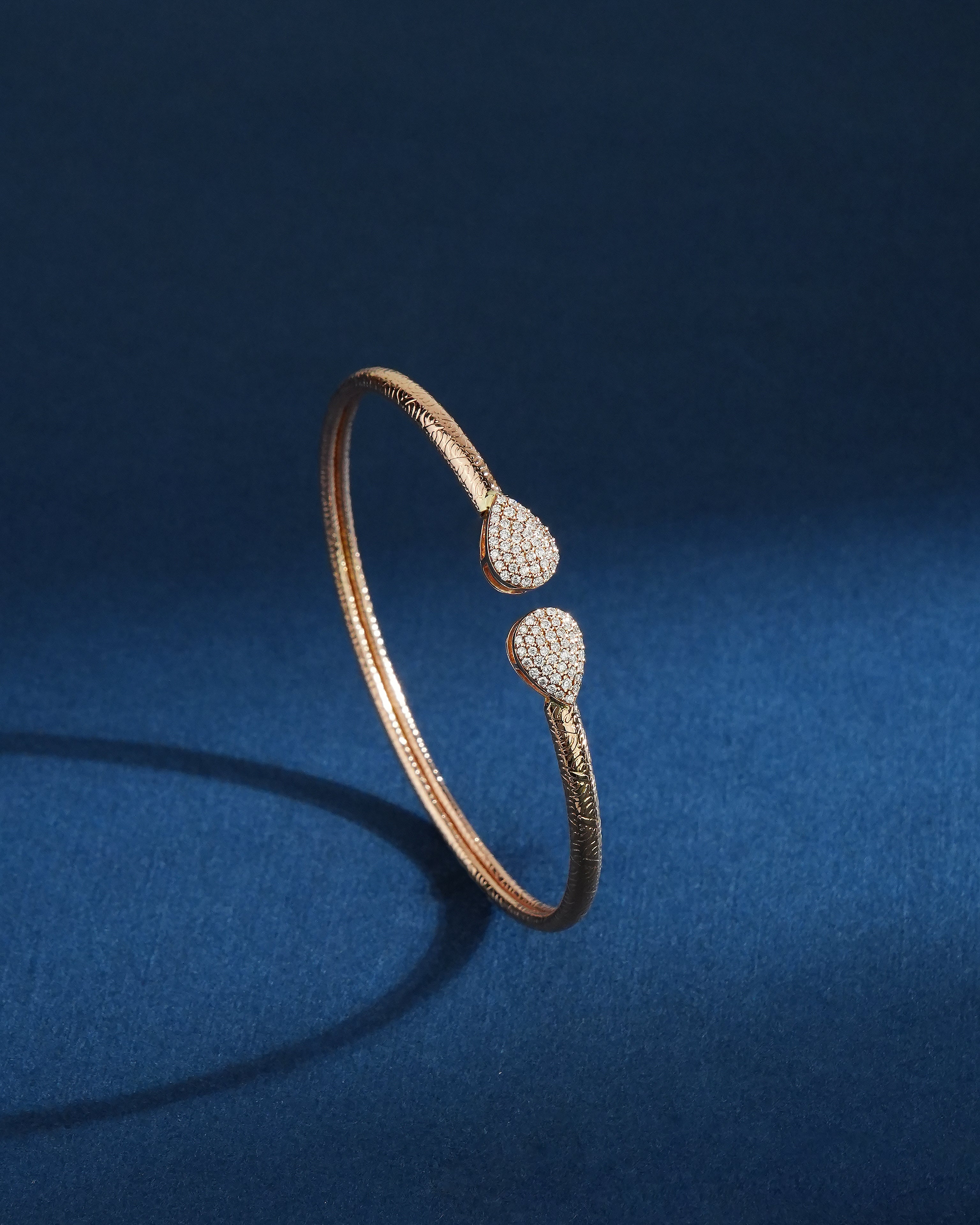 Kivina Diamond Bangle