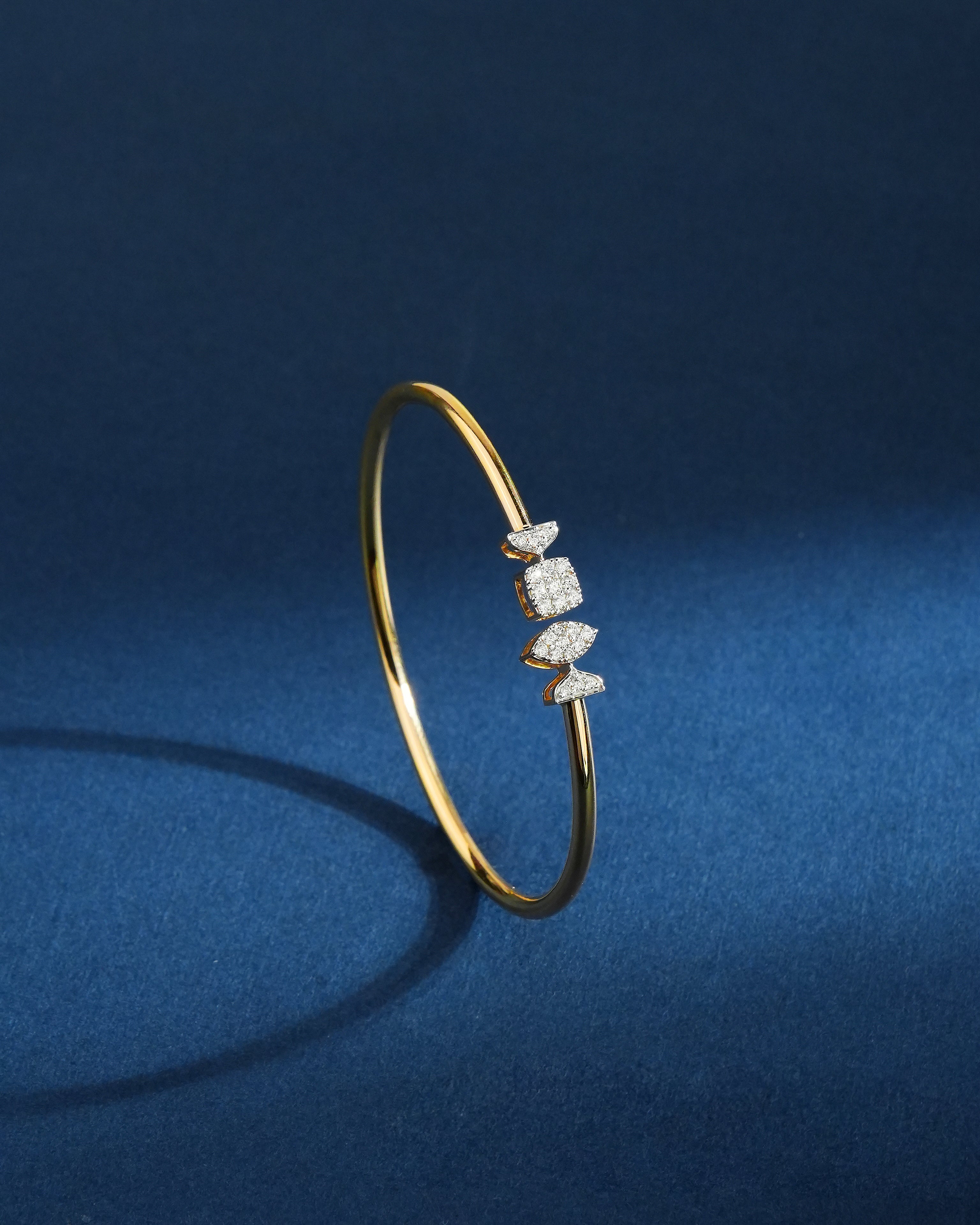 Norisa Diamond Bangle