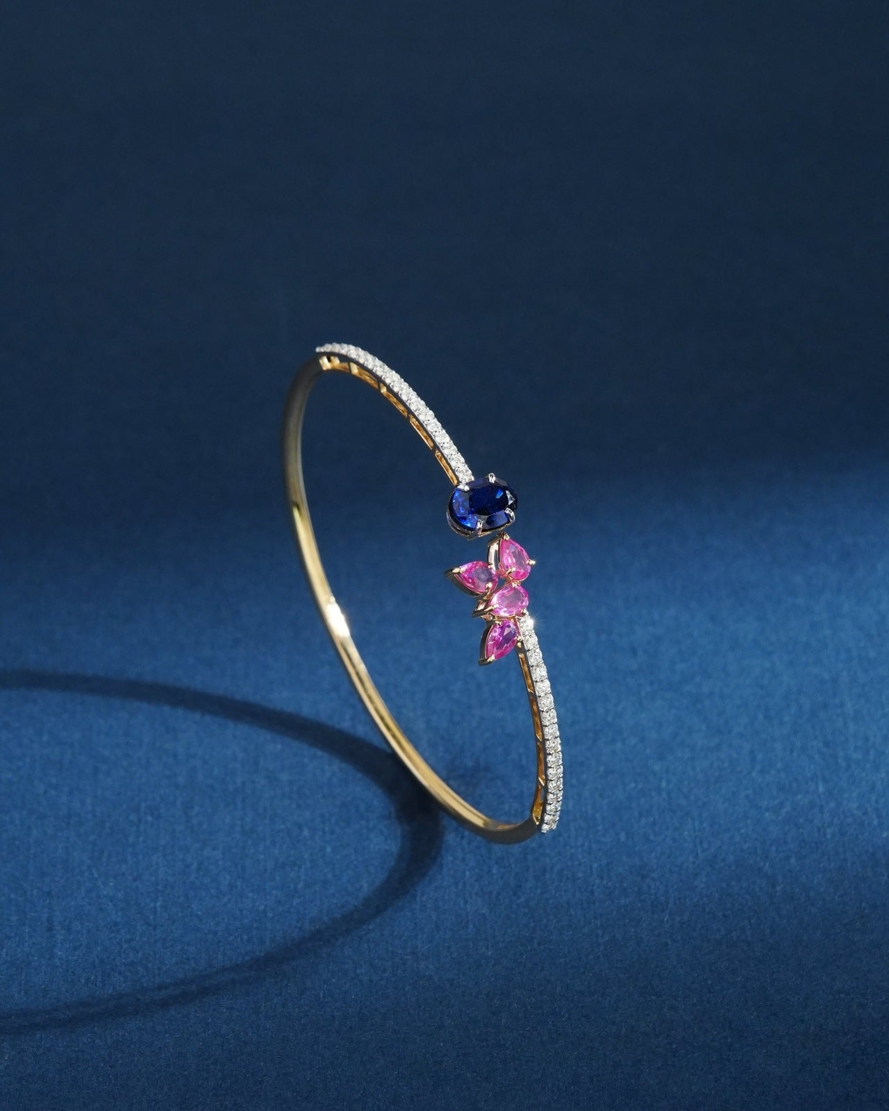 Manjushri Diamond Bangle