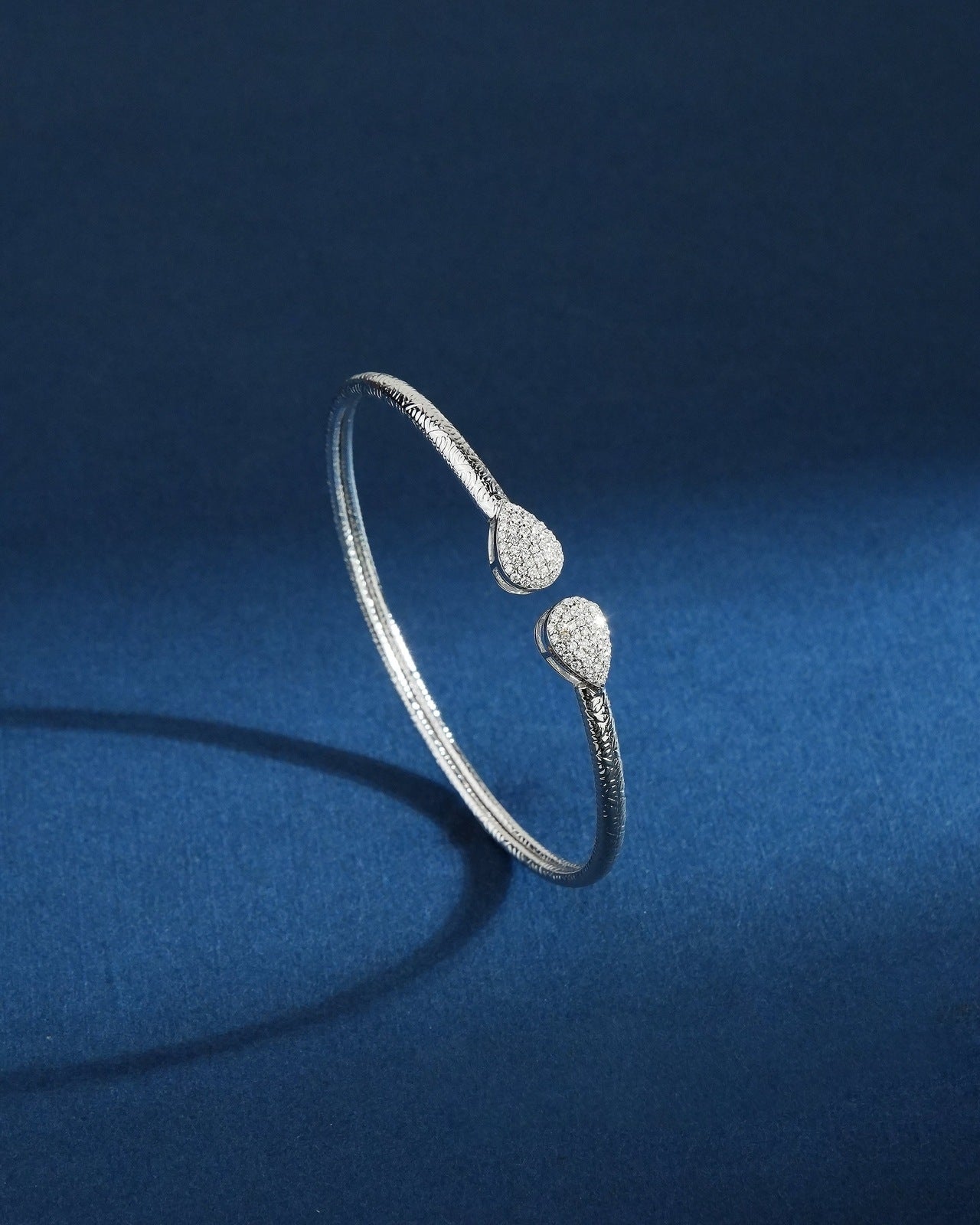 Mandara Diamond Bangle
