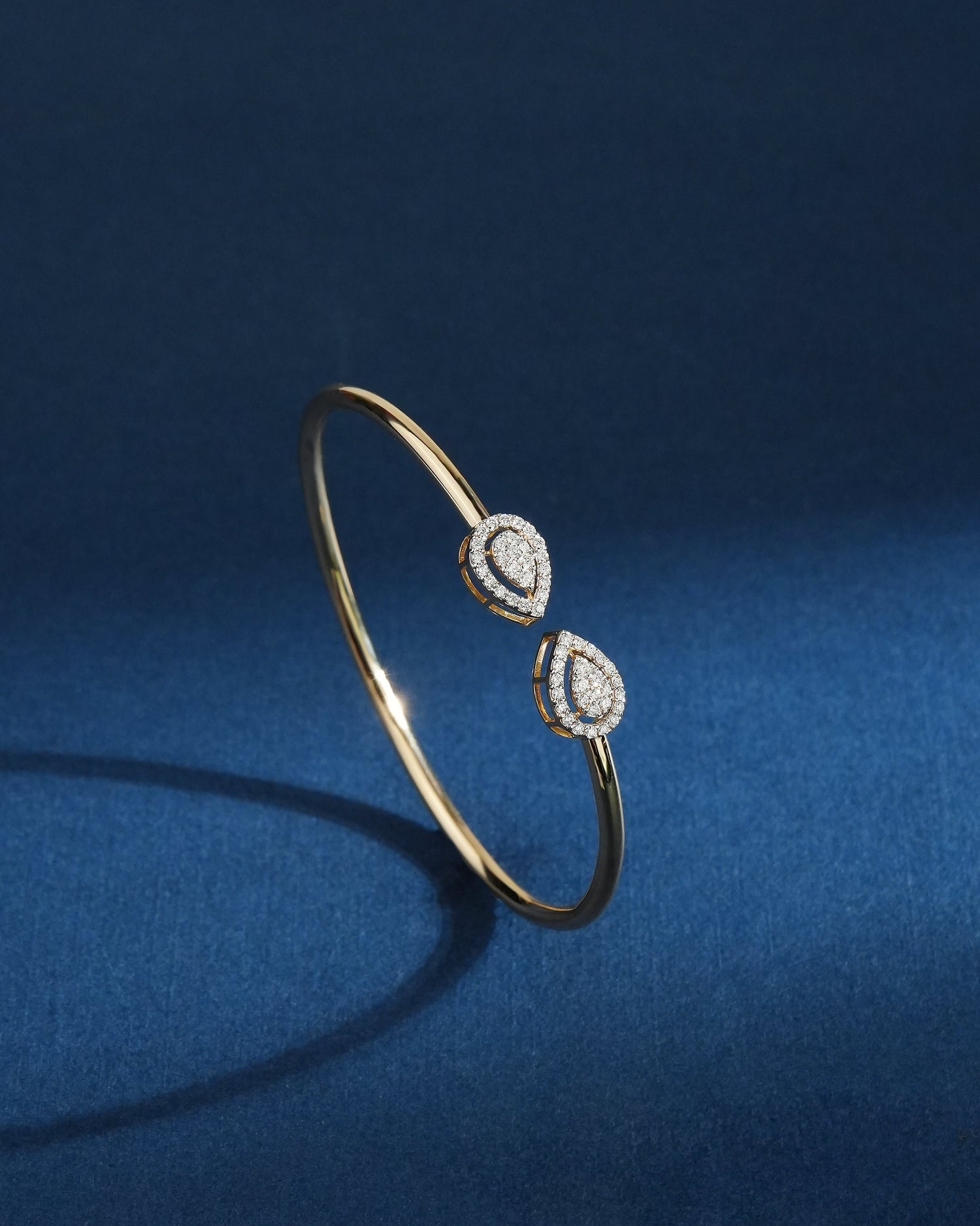 Iriane Diamond Bangle