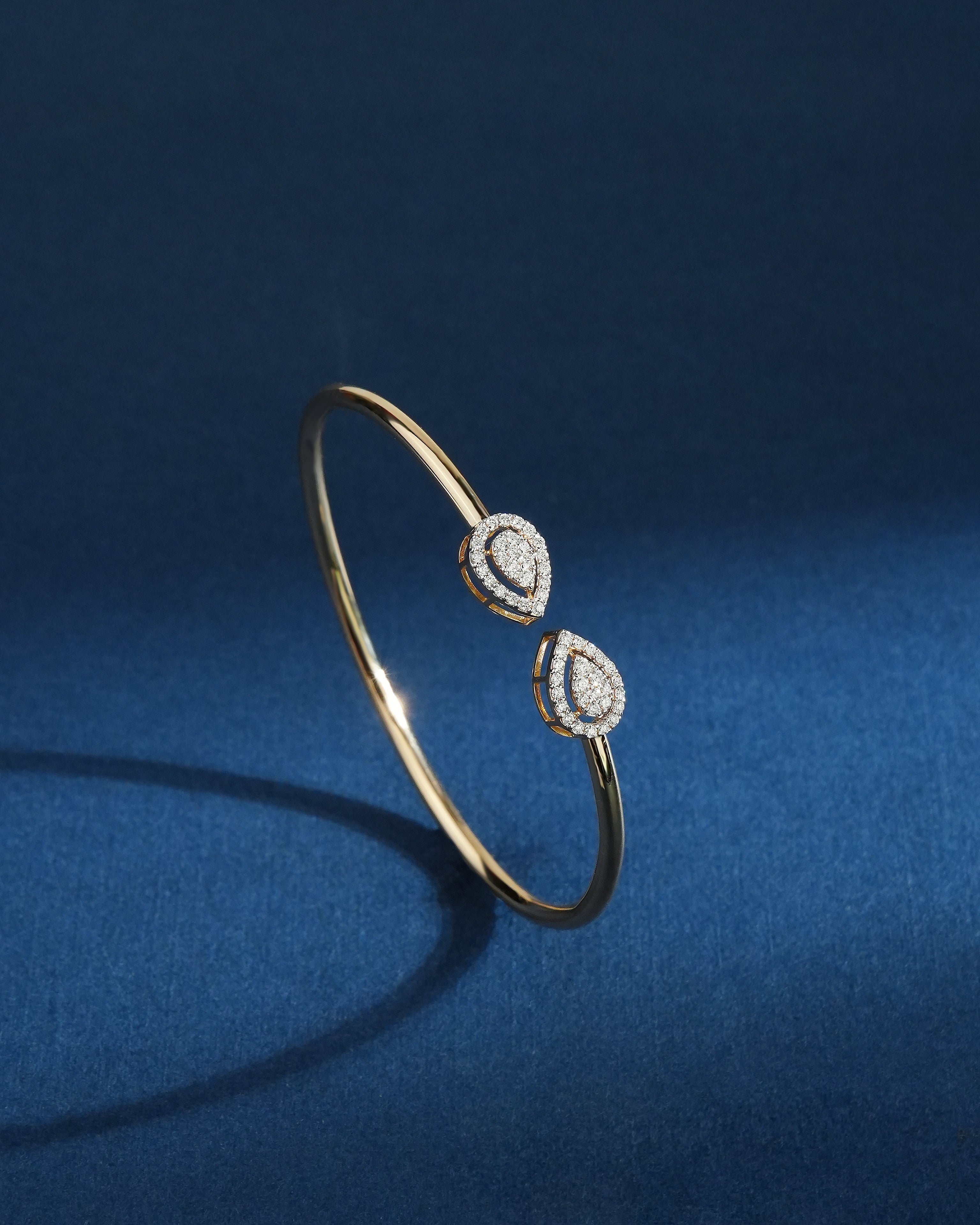 Iriane Diamond Bangle