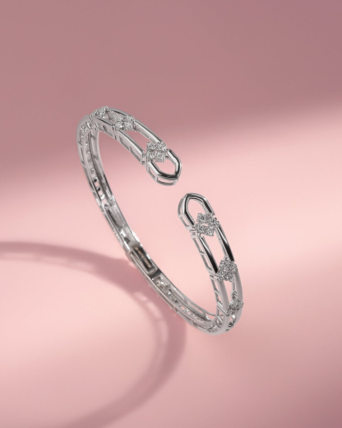 Parvi Diamond Bangle