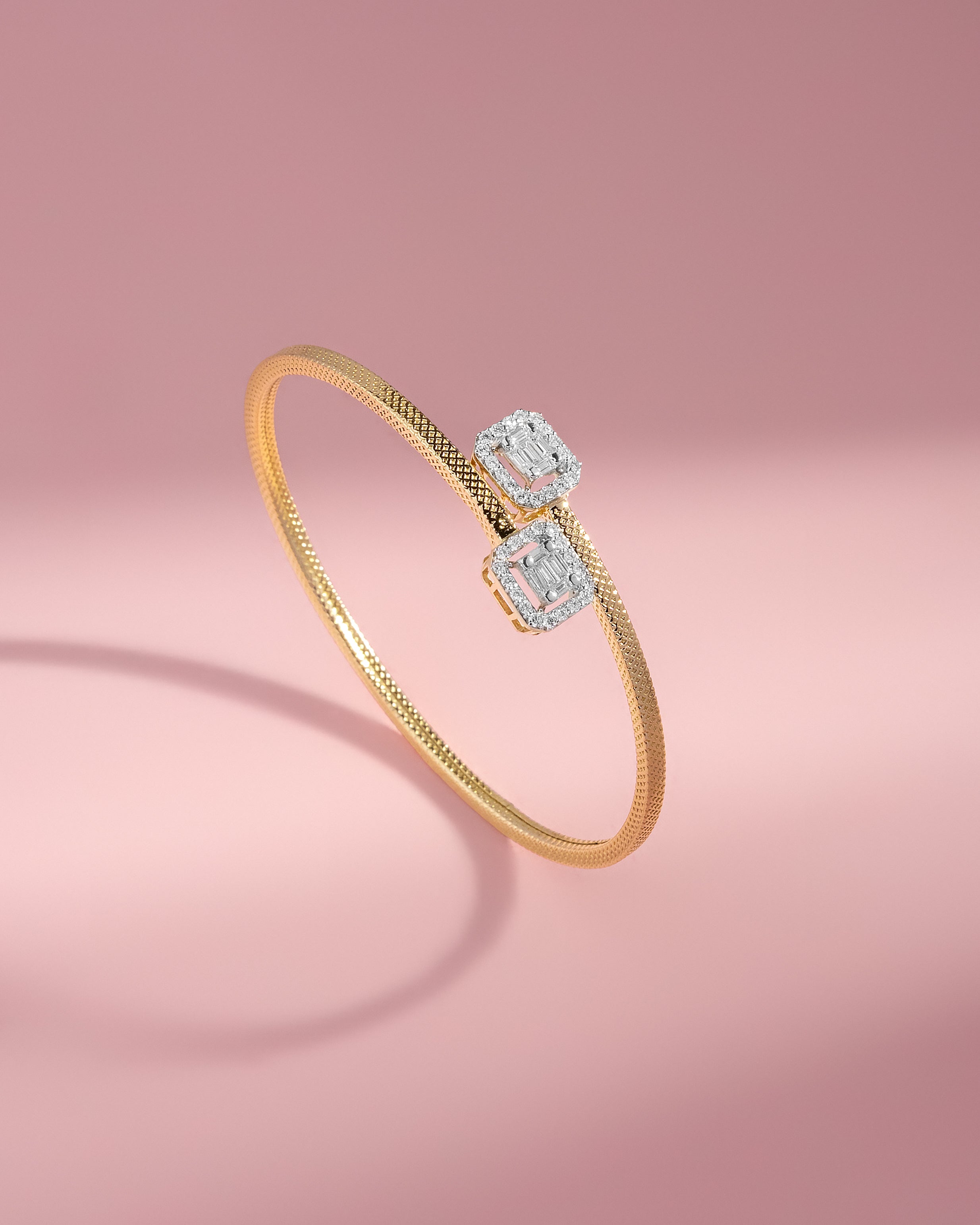 Ravisa Diamond Bangle