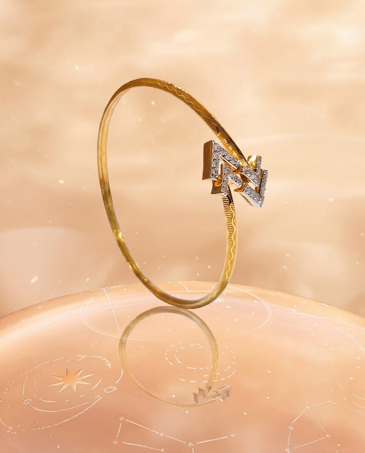Levora Diamond Bangle