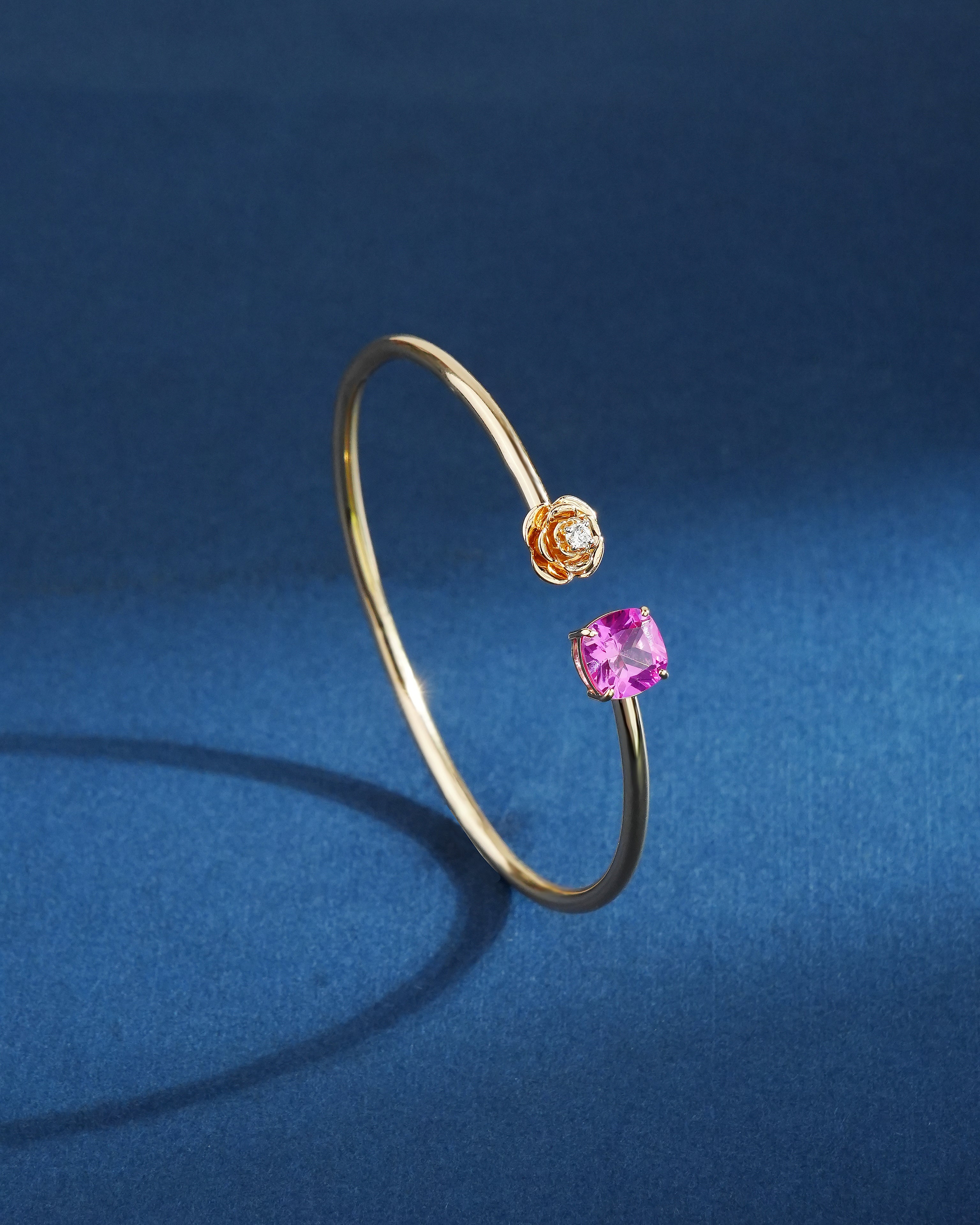 Manika Diamond Bangle