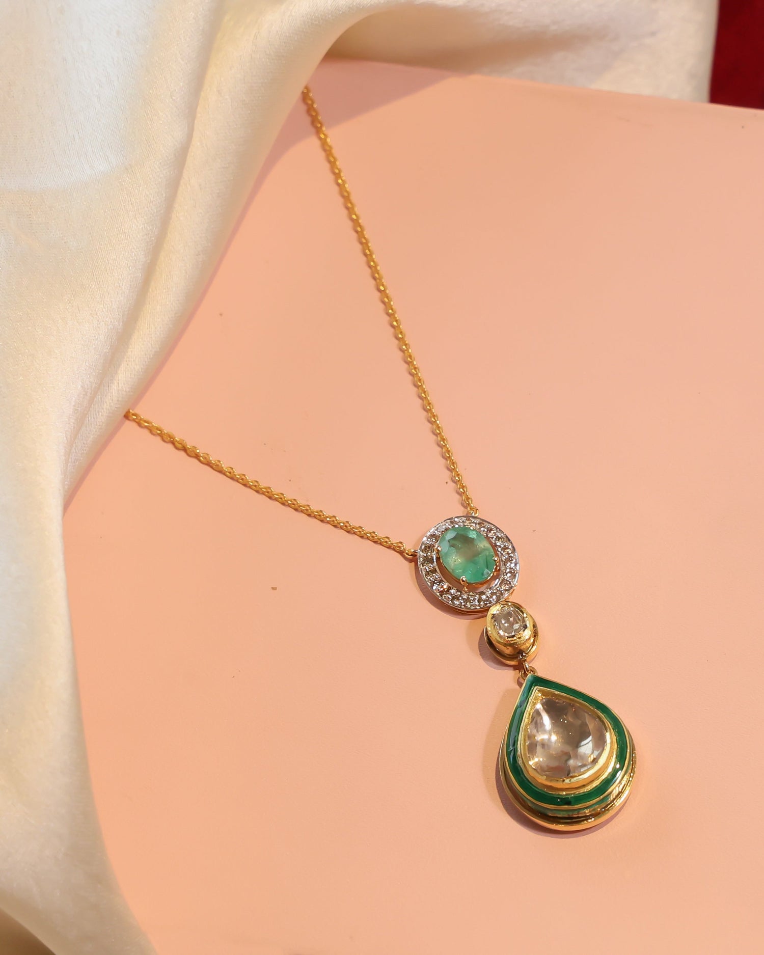 Vaishnavi Polki And Diamond Pendant - NO ORDERS