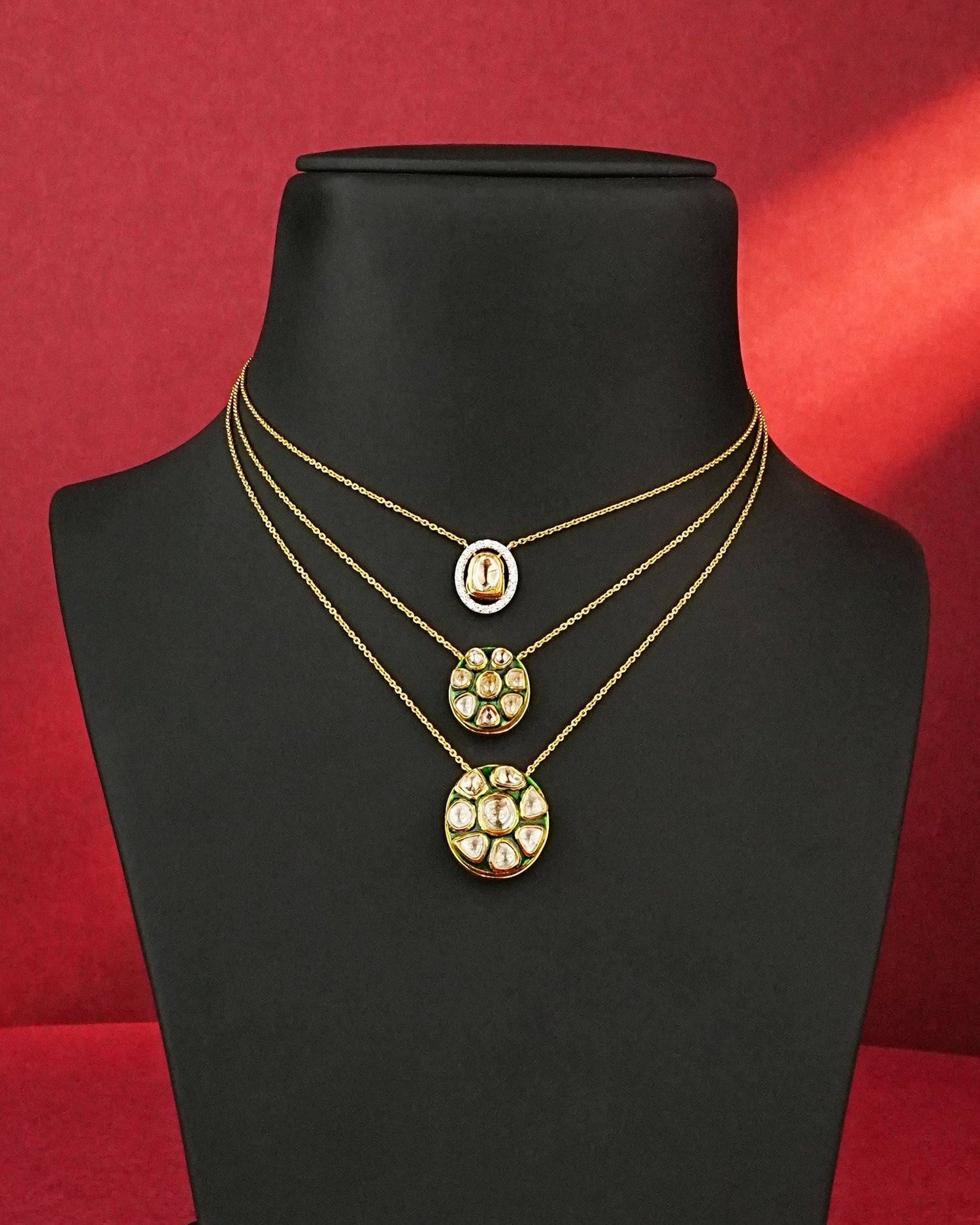 Kirti Polki And Diamond Pendant