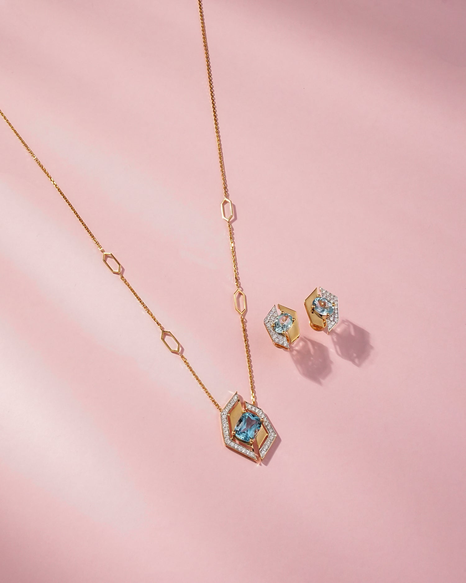 Diamond Tops