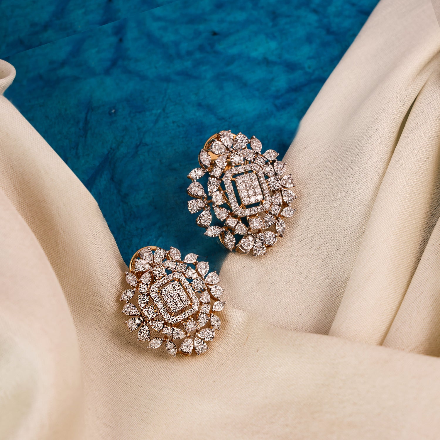 Diamond Tops – Tyaani Jewellery Private Limited