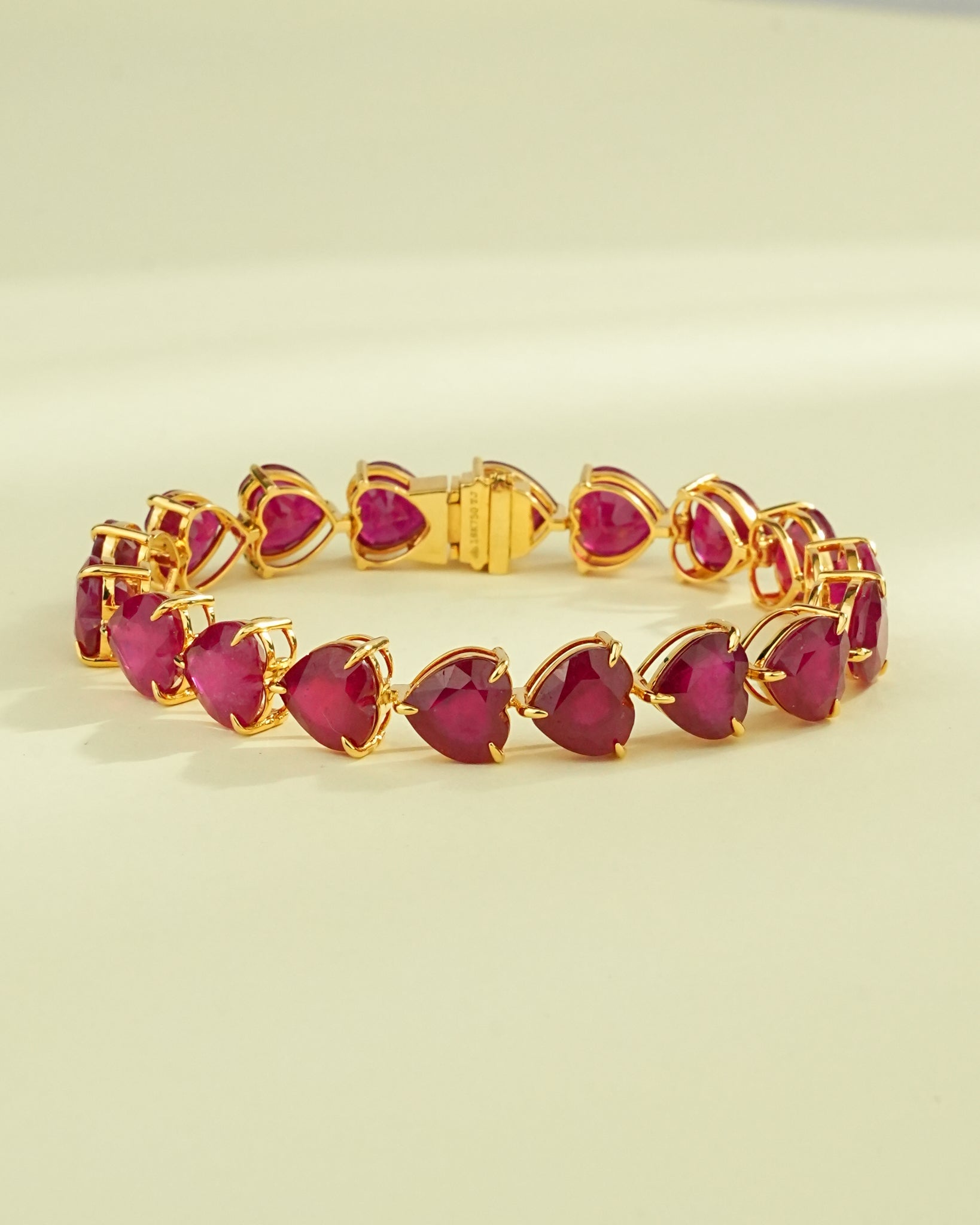 Ishika Ruby Loose Bracelet