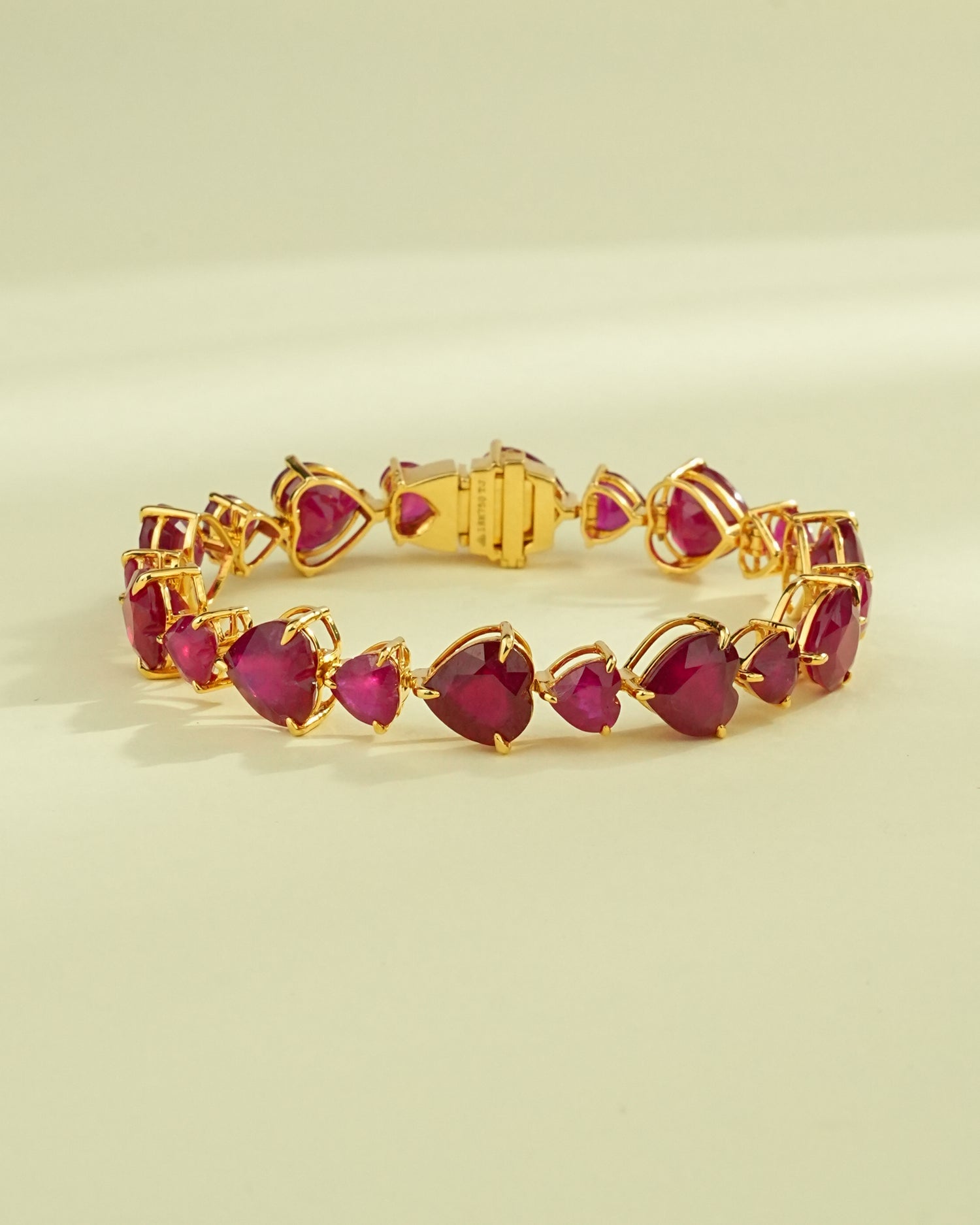 Veena Ruby Loose Bracelet