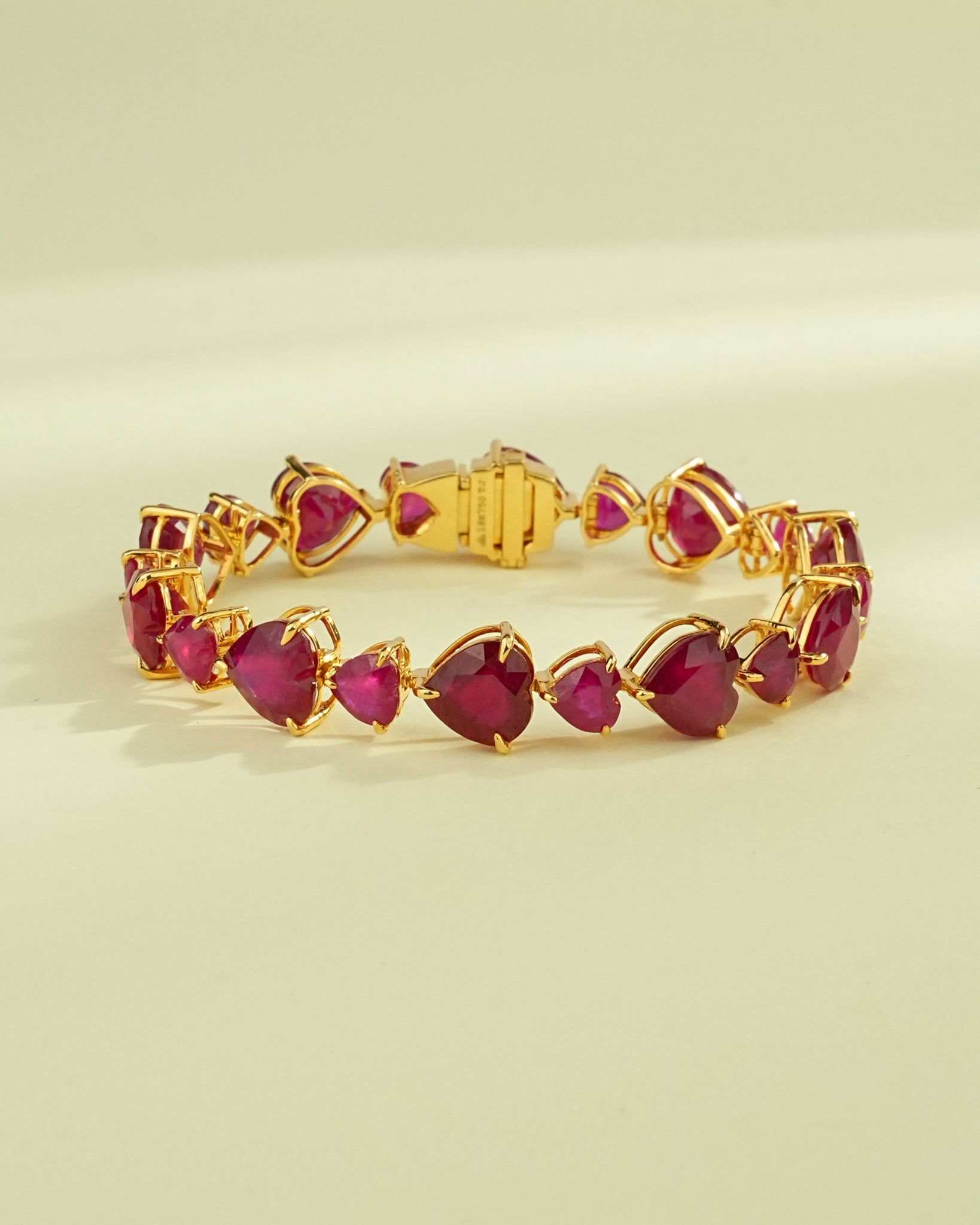 Veena Ruby Loose Bracelet