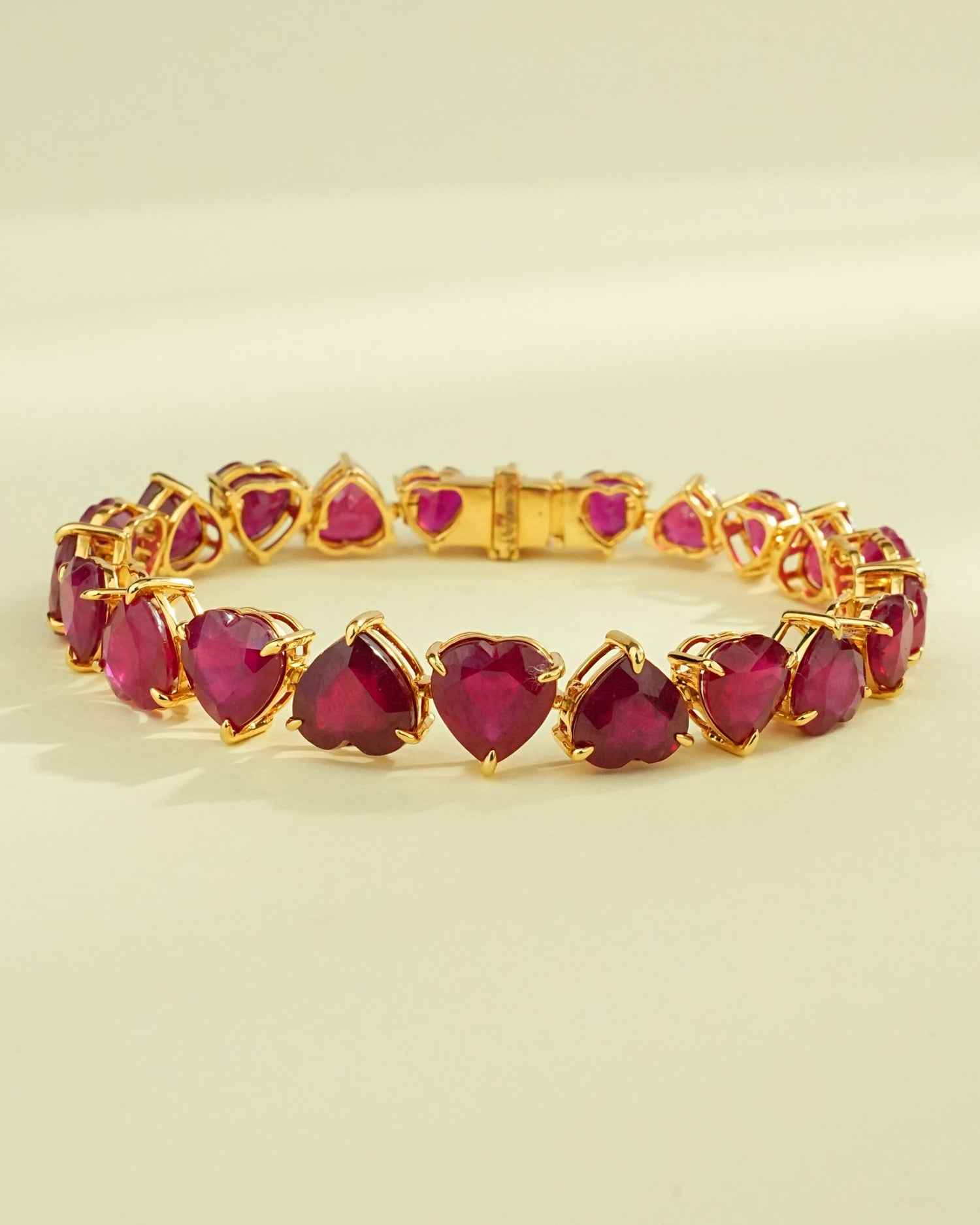 Kashish Ruby Loose Bracelet