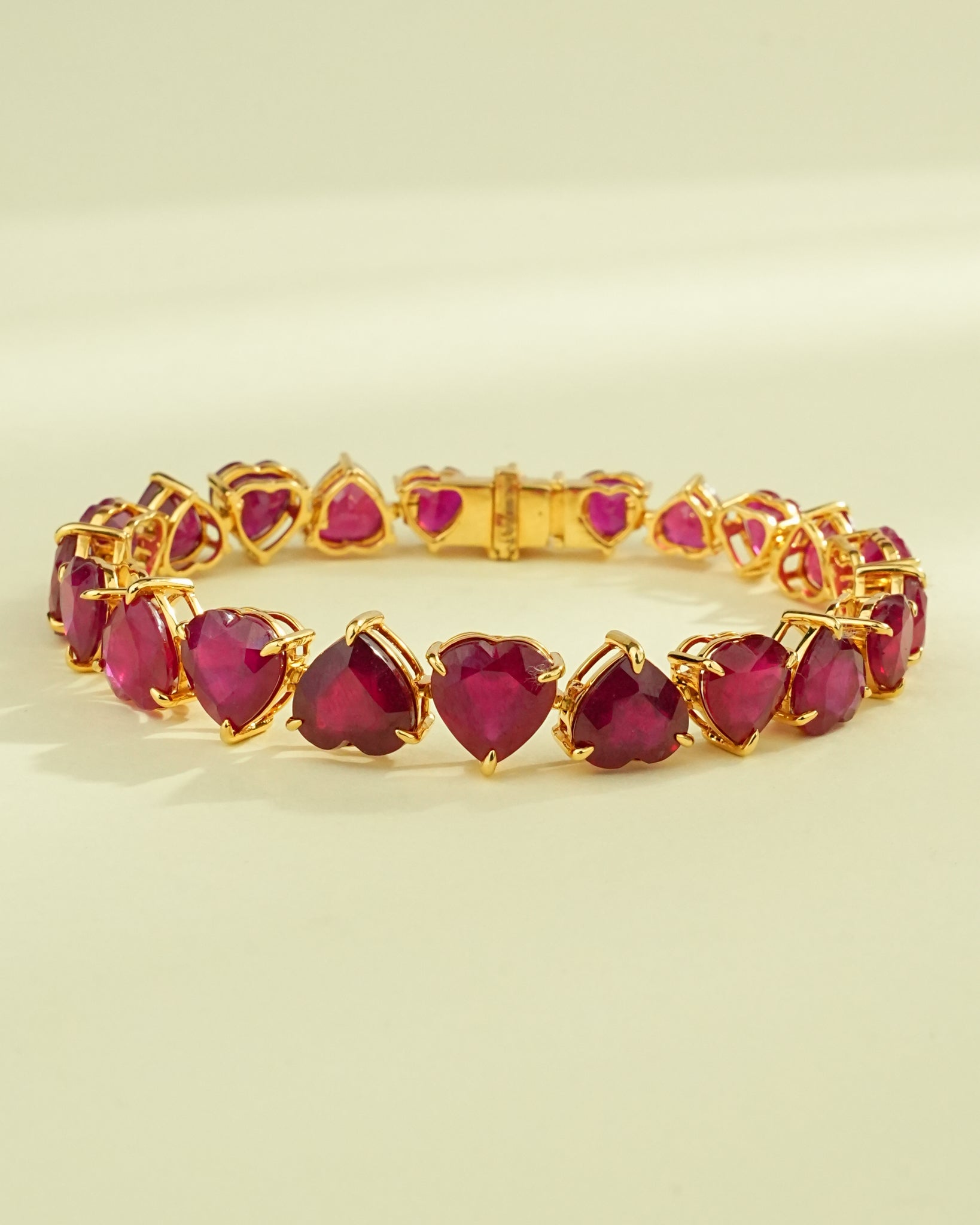Kashish Ruby Loose Bracelet