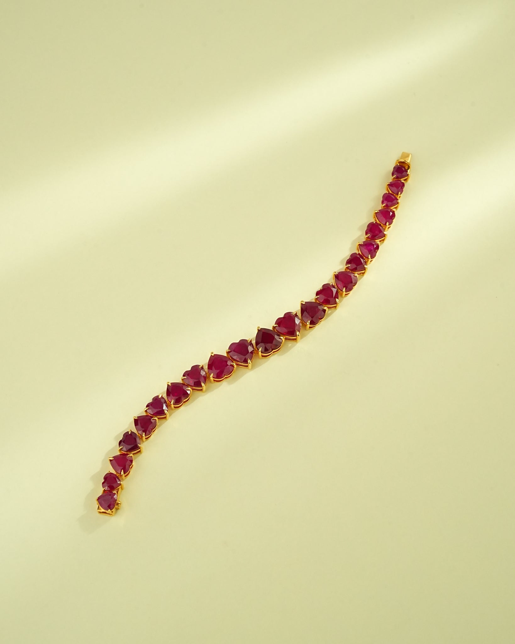 Kashish Ruby Loose Bracelet