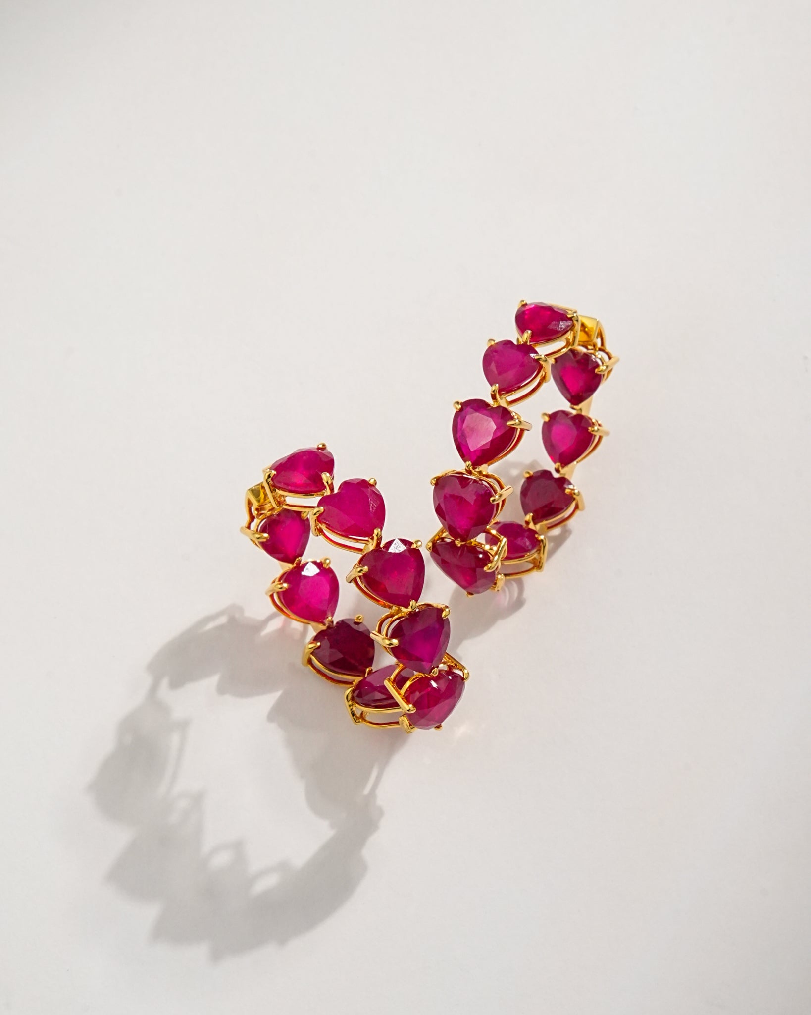 Vinu Ruby Hoops