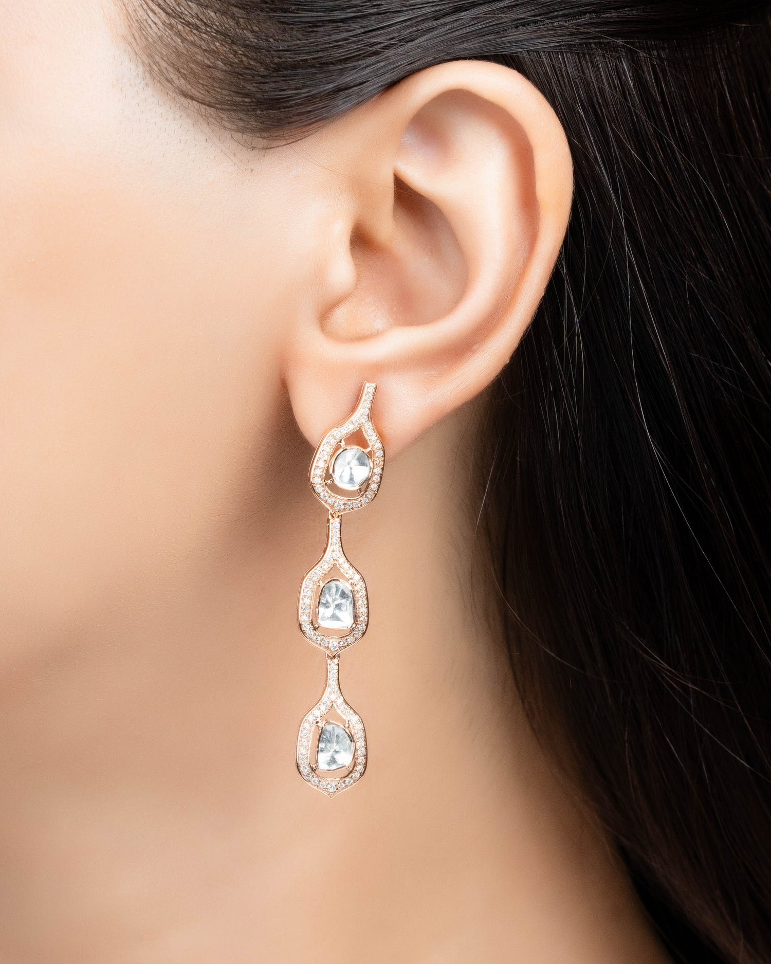 Riddhi Polki And Diamond Long Earrings