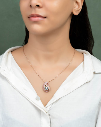 Nimisha Polki And Diamond Pendant