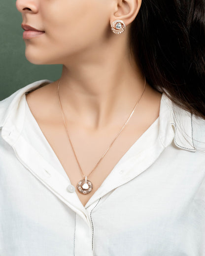 Zareen Polki And Diamond Pendant