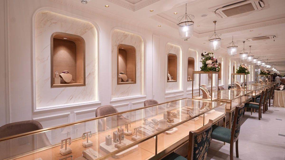 Welcome to Elgin Road , Kolkata Store