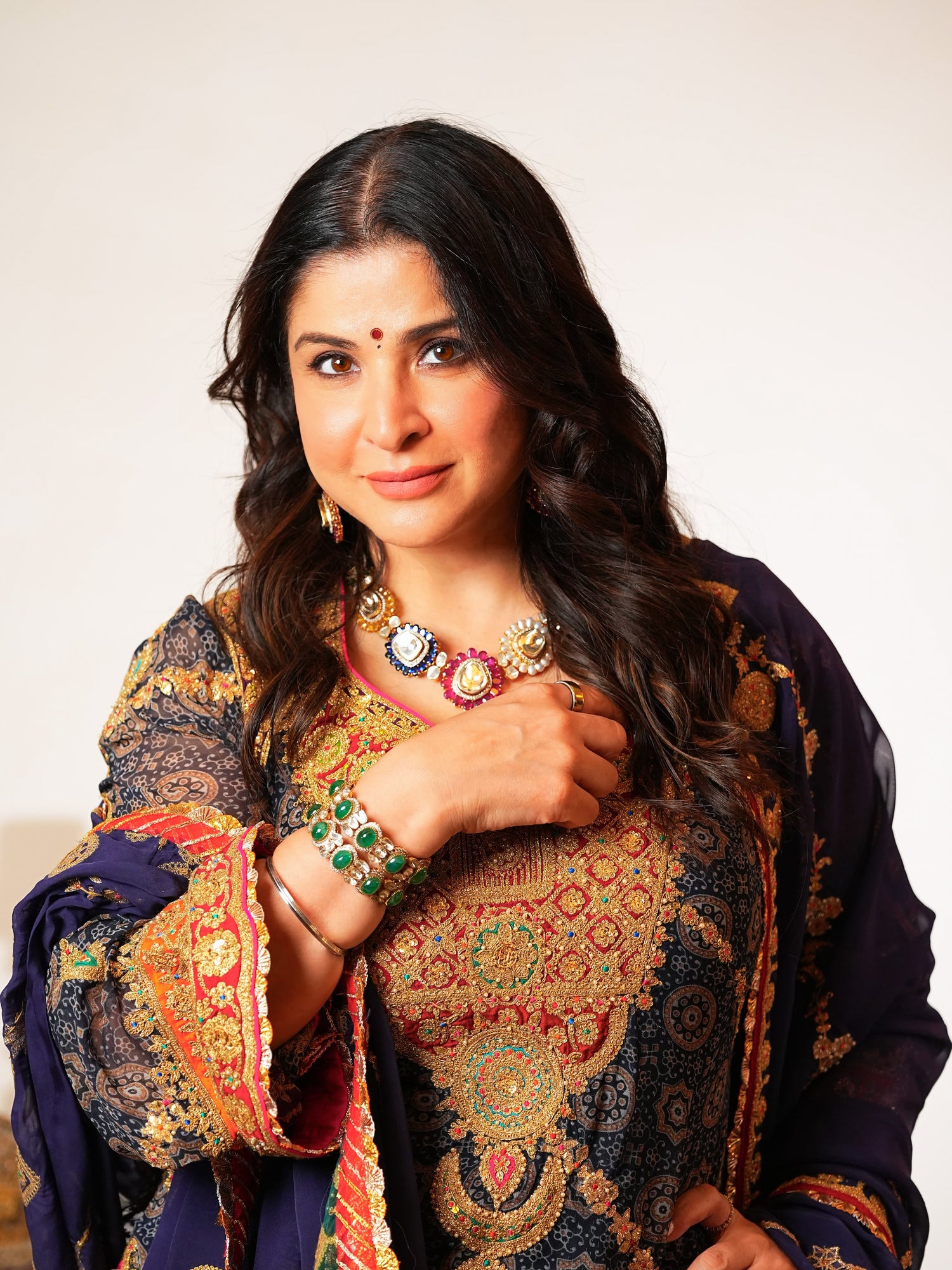 Maheep Kapoor - Aanya Polki And Diamond Long Necklace