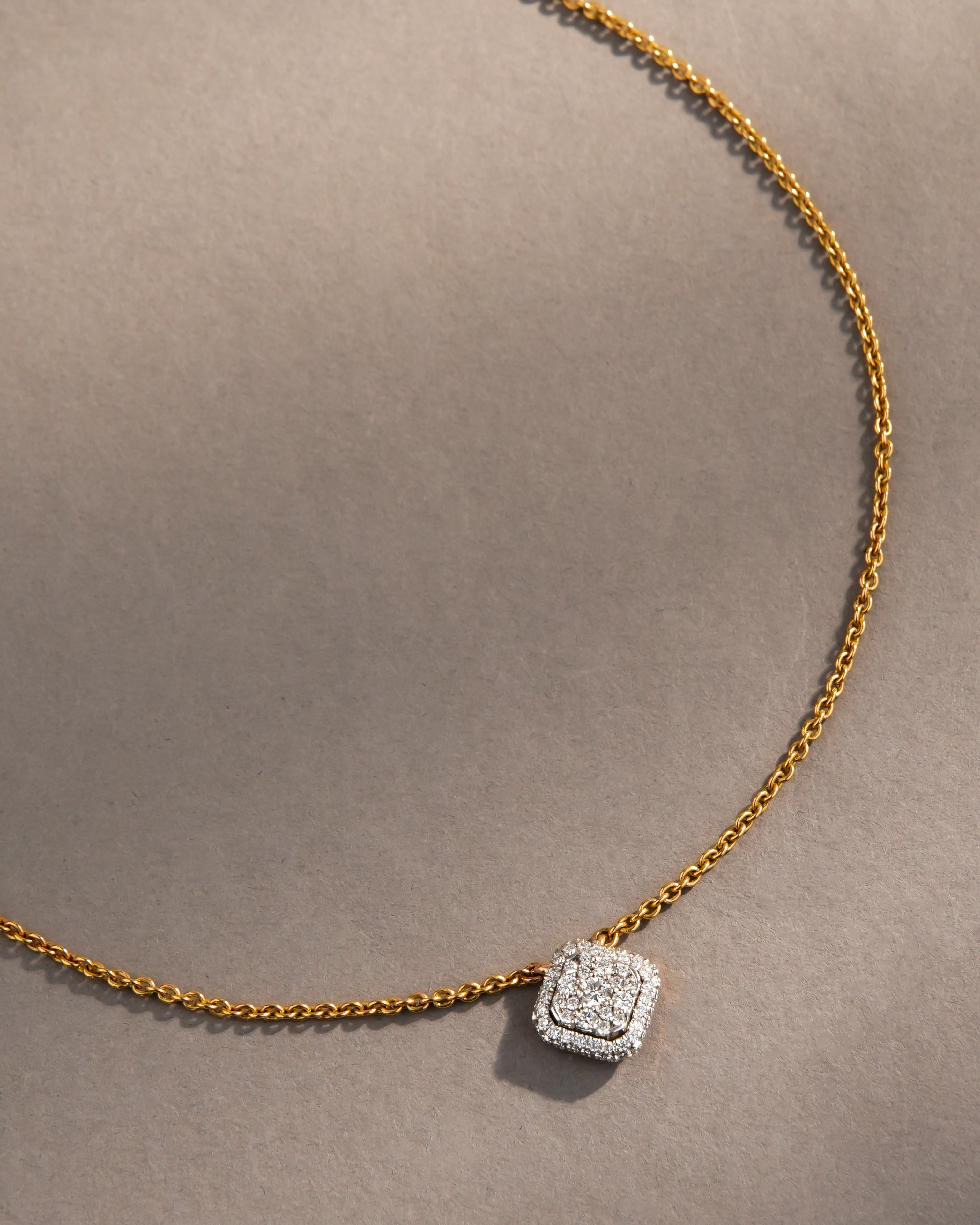 Kalki Koechlin - Diamond Necklace