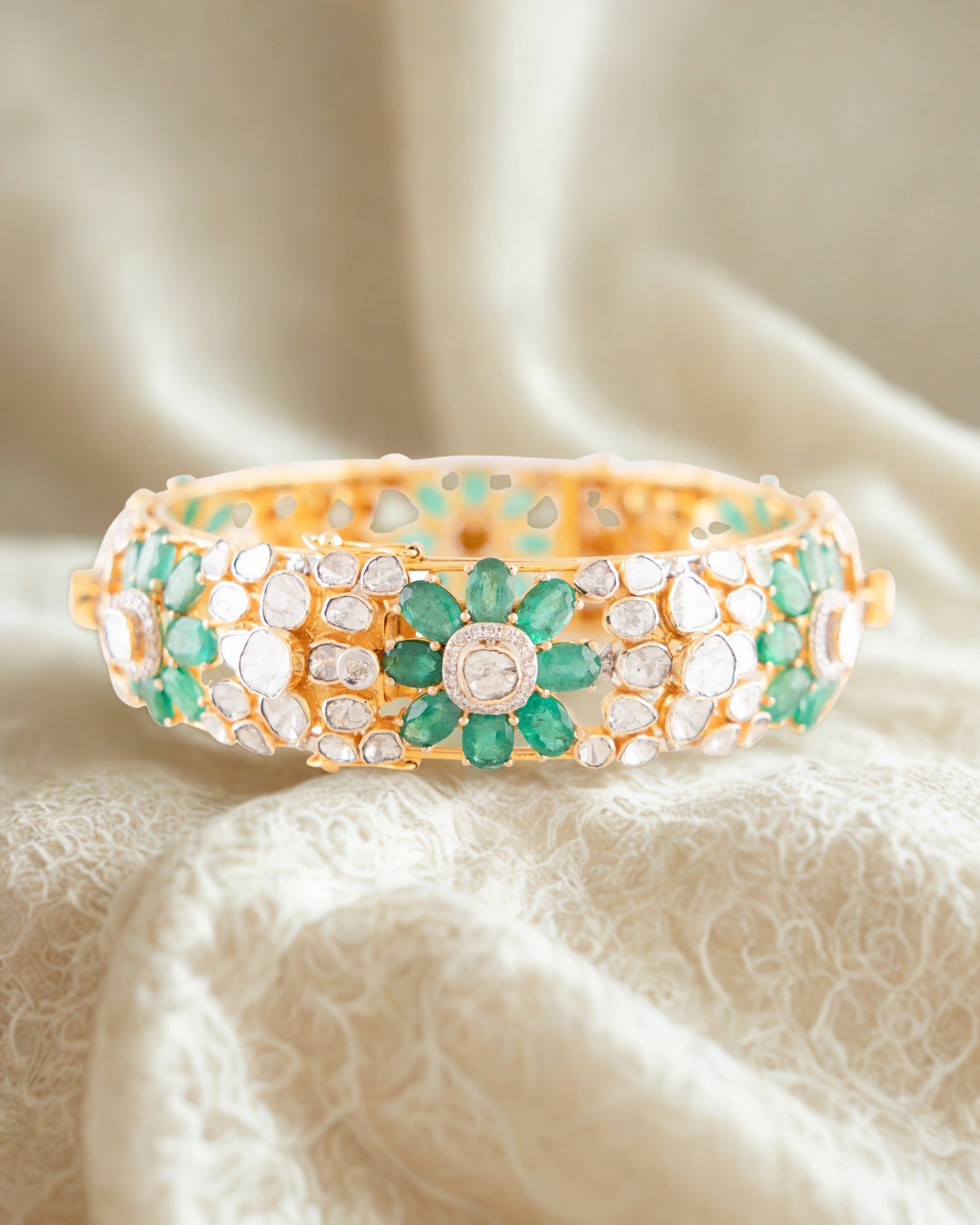 Sabiya Polki And Diamond Bangle