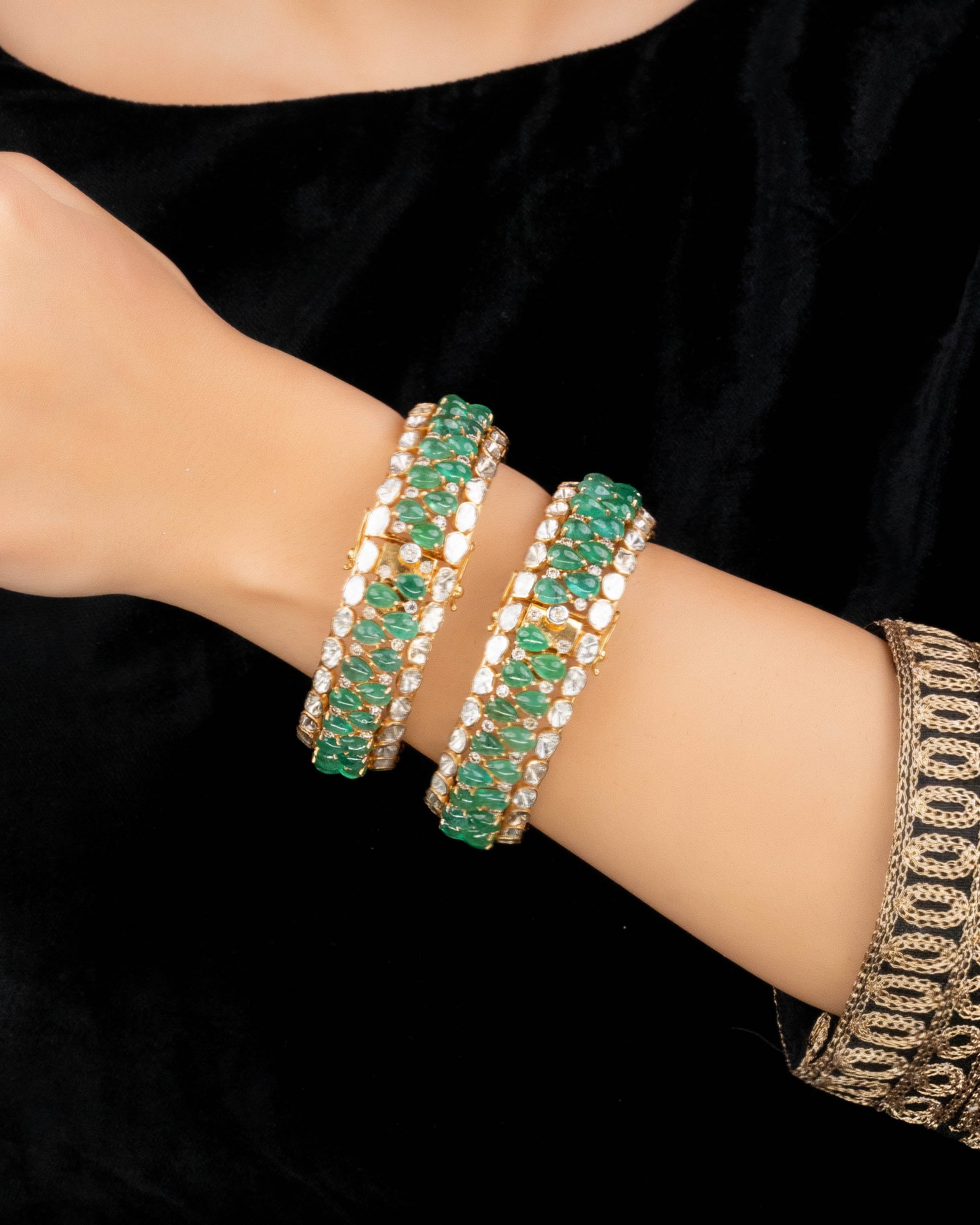 Rashmi Polki And Diamond Bangle