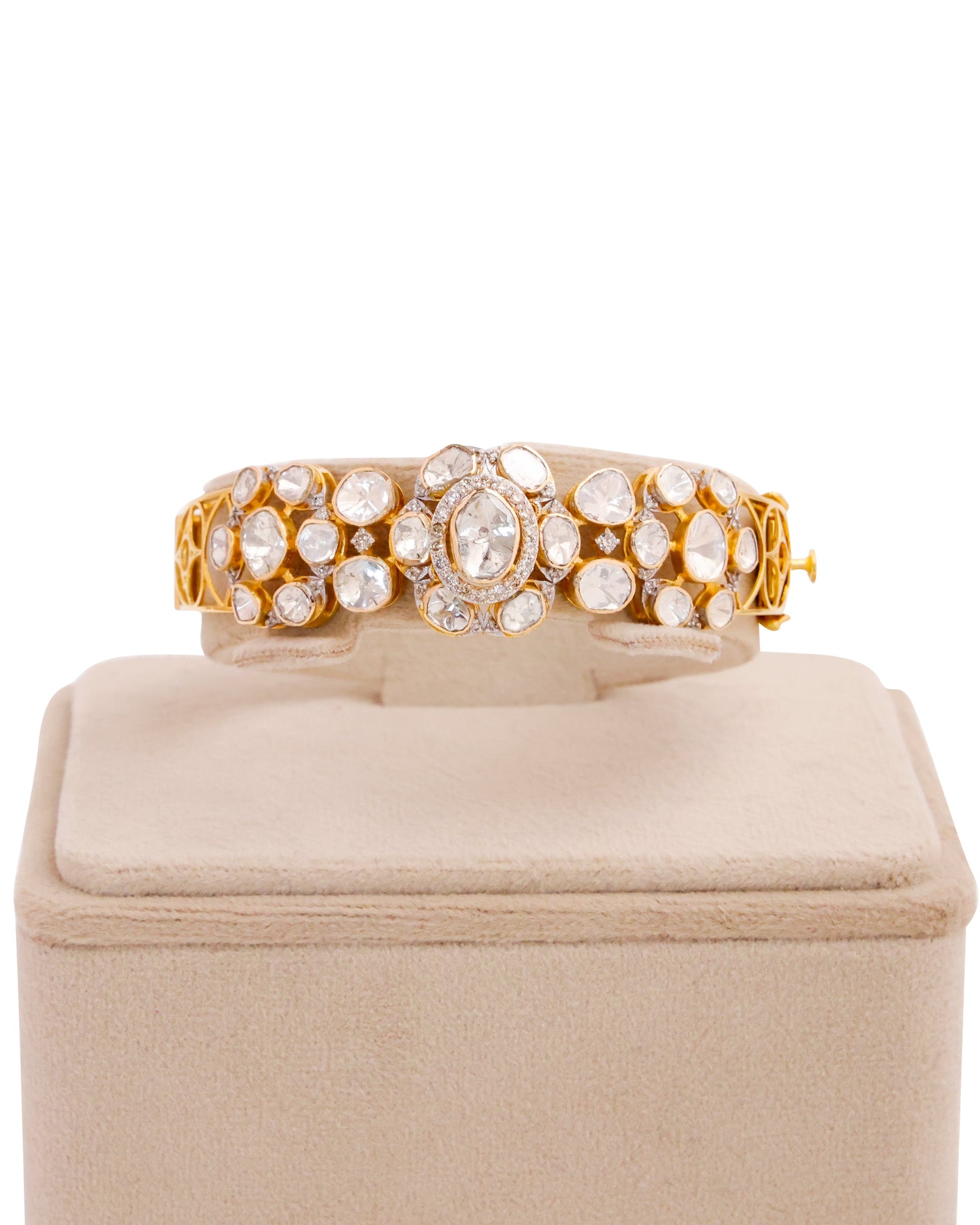 Shonal Polki And Diamond Bangle